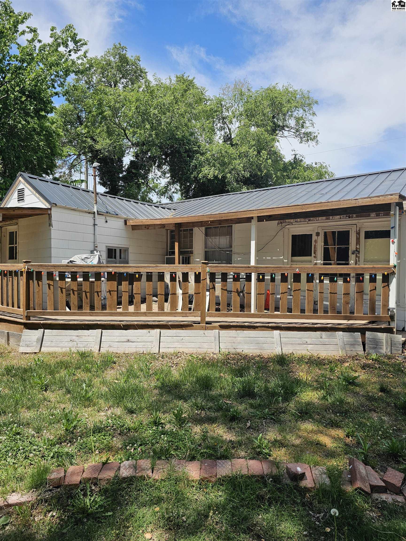 701 W Avenue A, Mcpherson, KS 67460