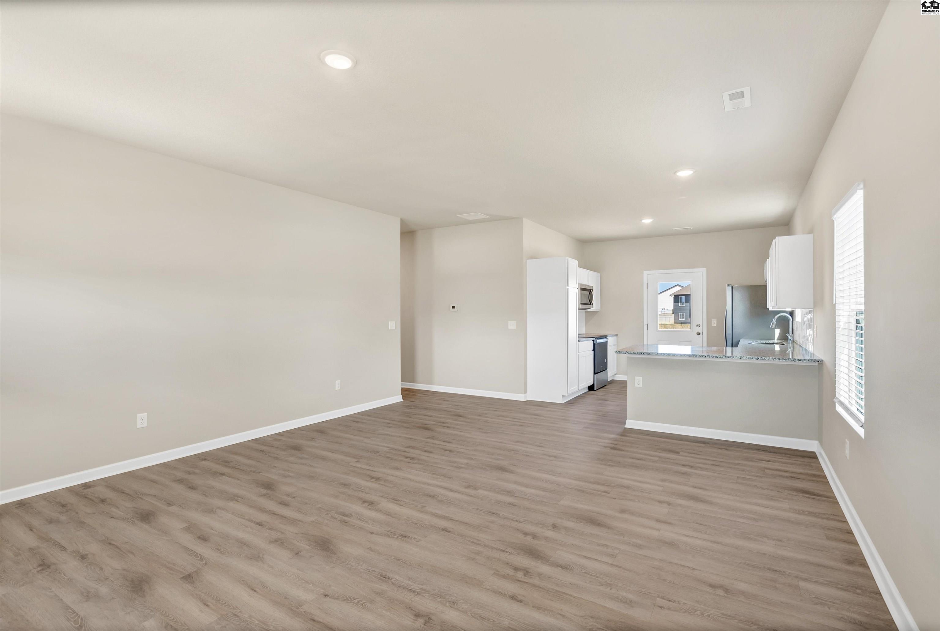 1054 Twinland Rd Block 6 Lot 14, Mcpherson, KS 67460