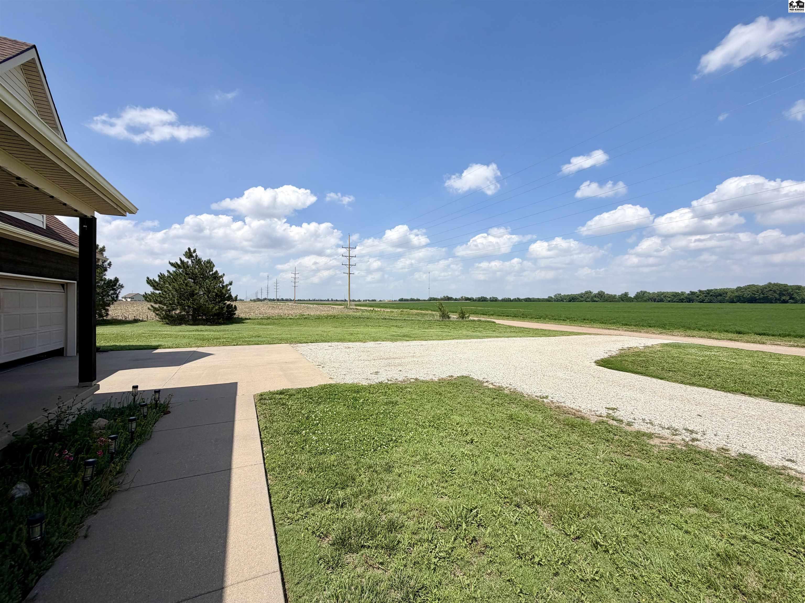 1225 17th Rd, Lyons, KS 67554