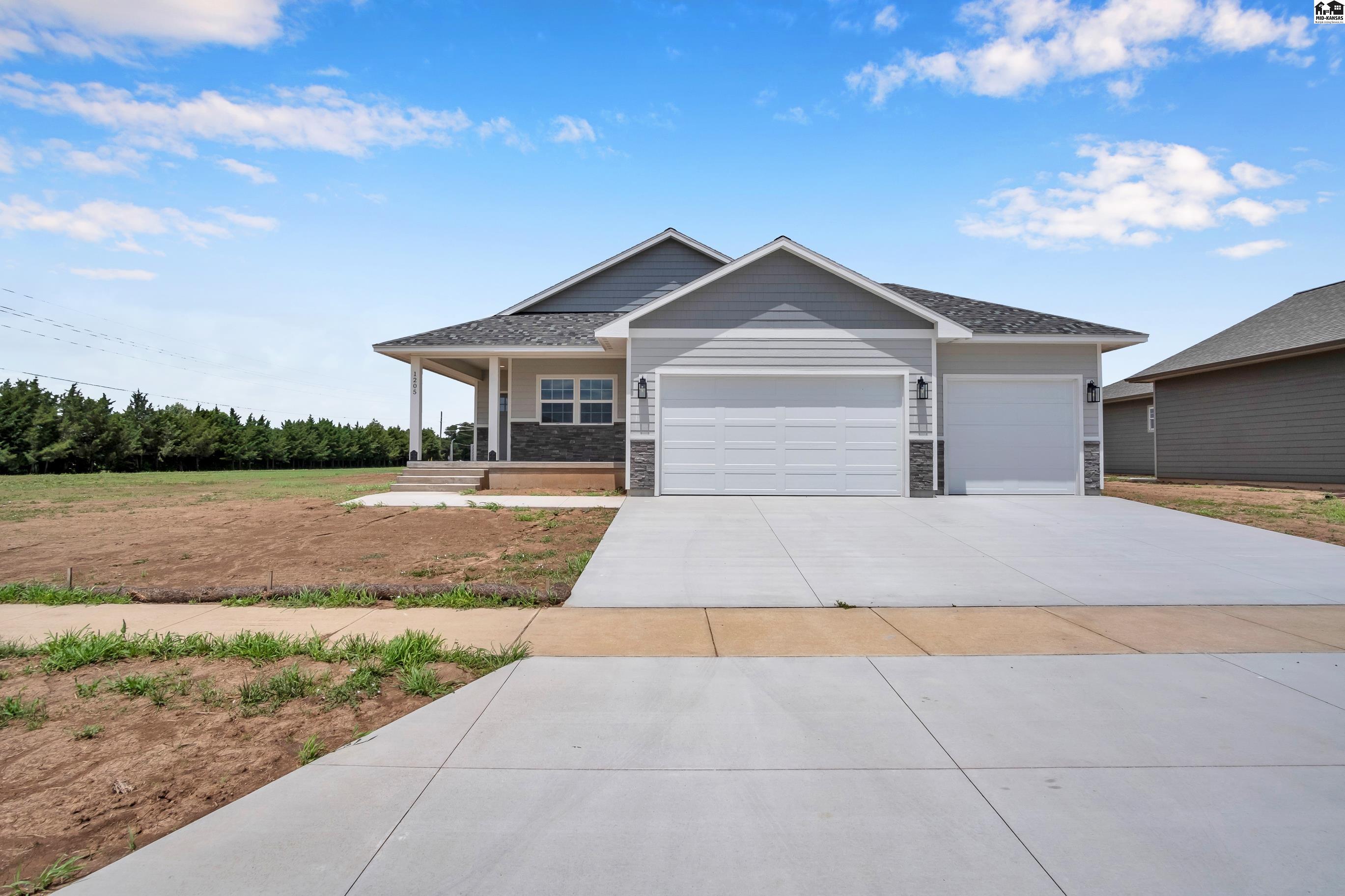 1205 Genesis Dr, Mcpherson, KS 67460