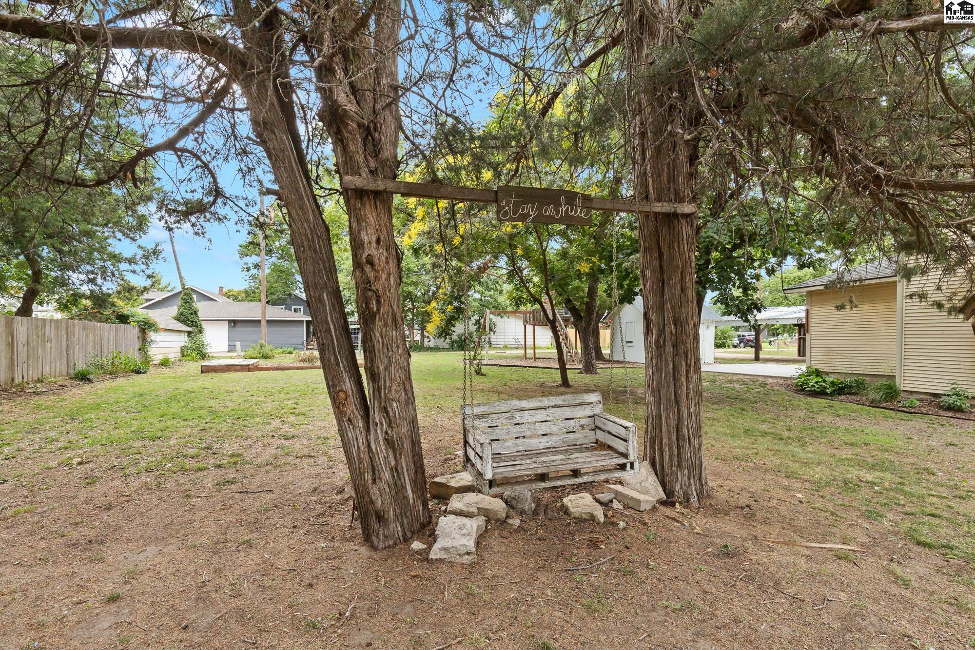407 N Nickerson St, Nickerson, KS 67561