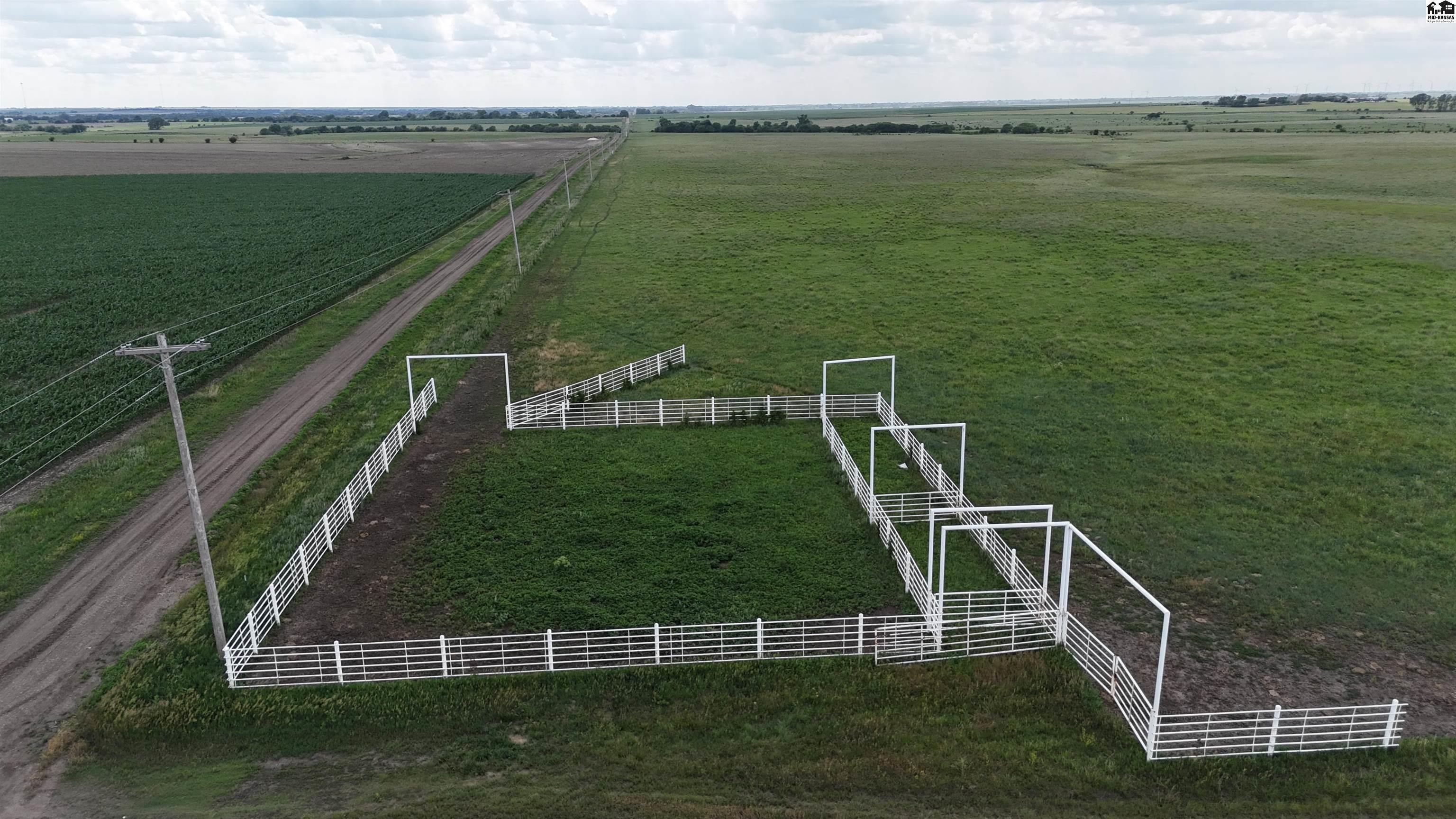 000 300th, Durham, KS 67438