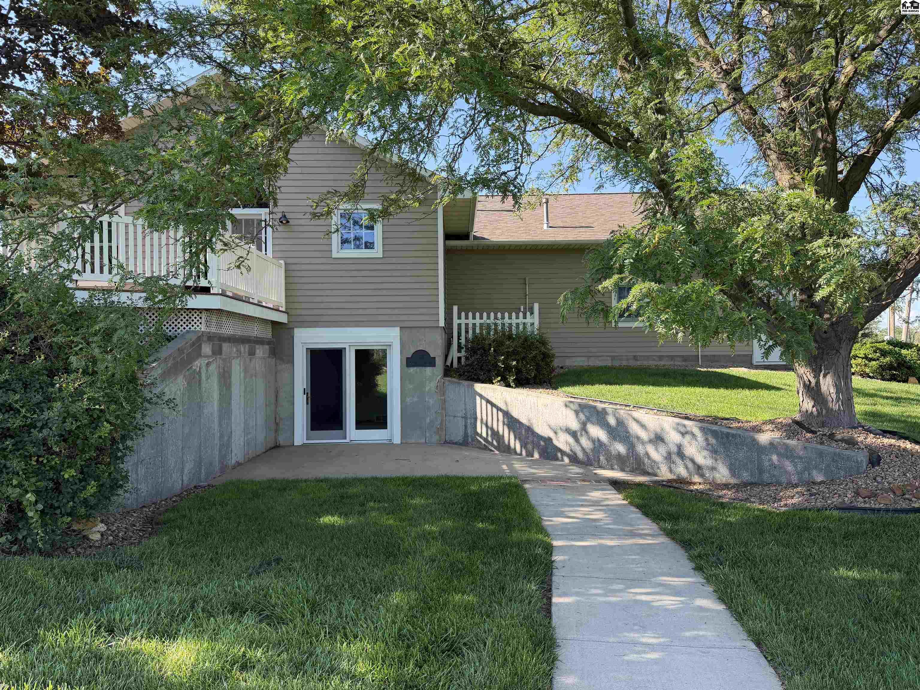 622 N Locust St, Mankato, KS 66956