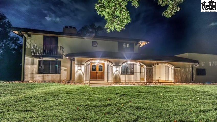 31 Linksland Dr, Hutchinson, KS 67502