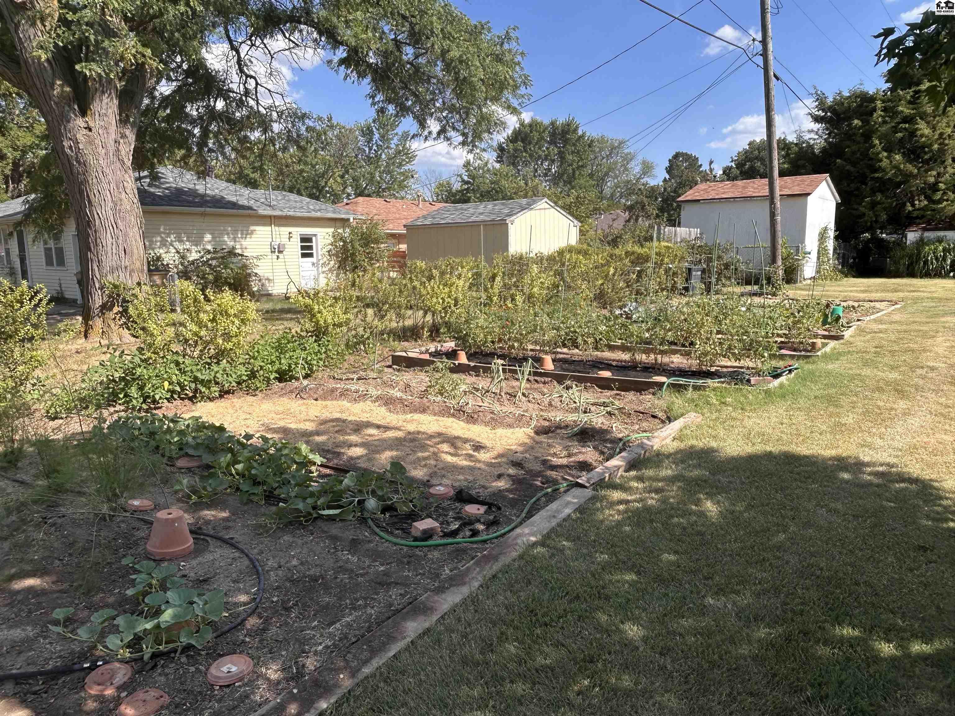 510 W Jay St, Lyons, KS 67554