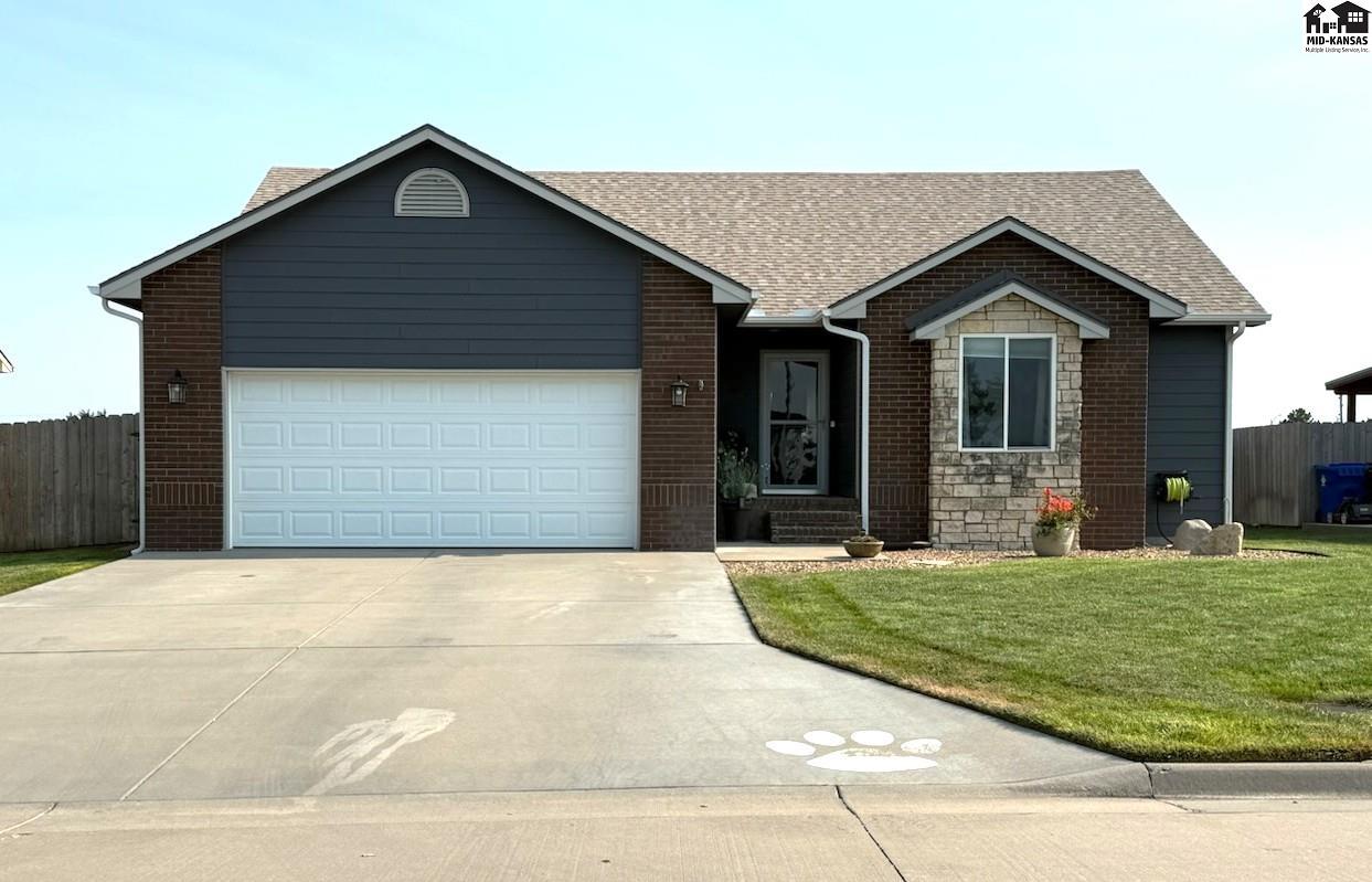 1956 Cochise Ave, Mcpherson, KS 67460