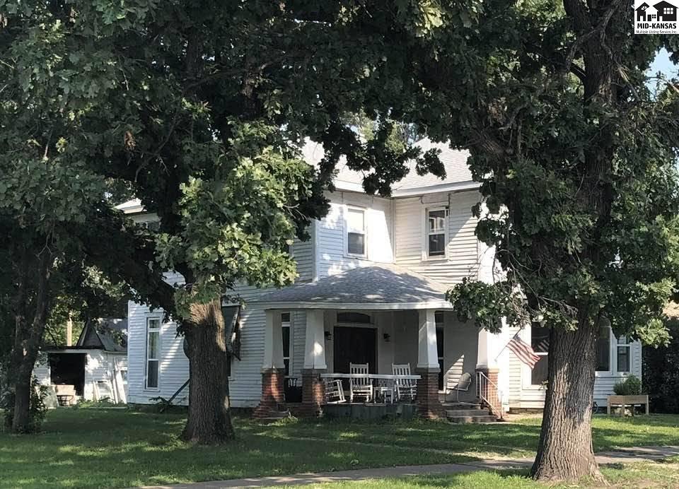 609 Main St, Florence, KS 66851