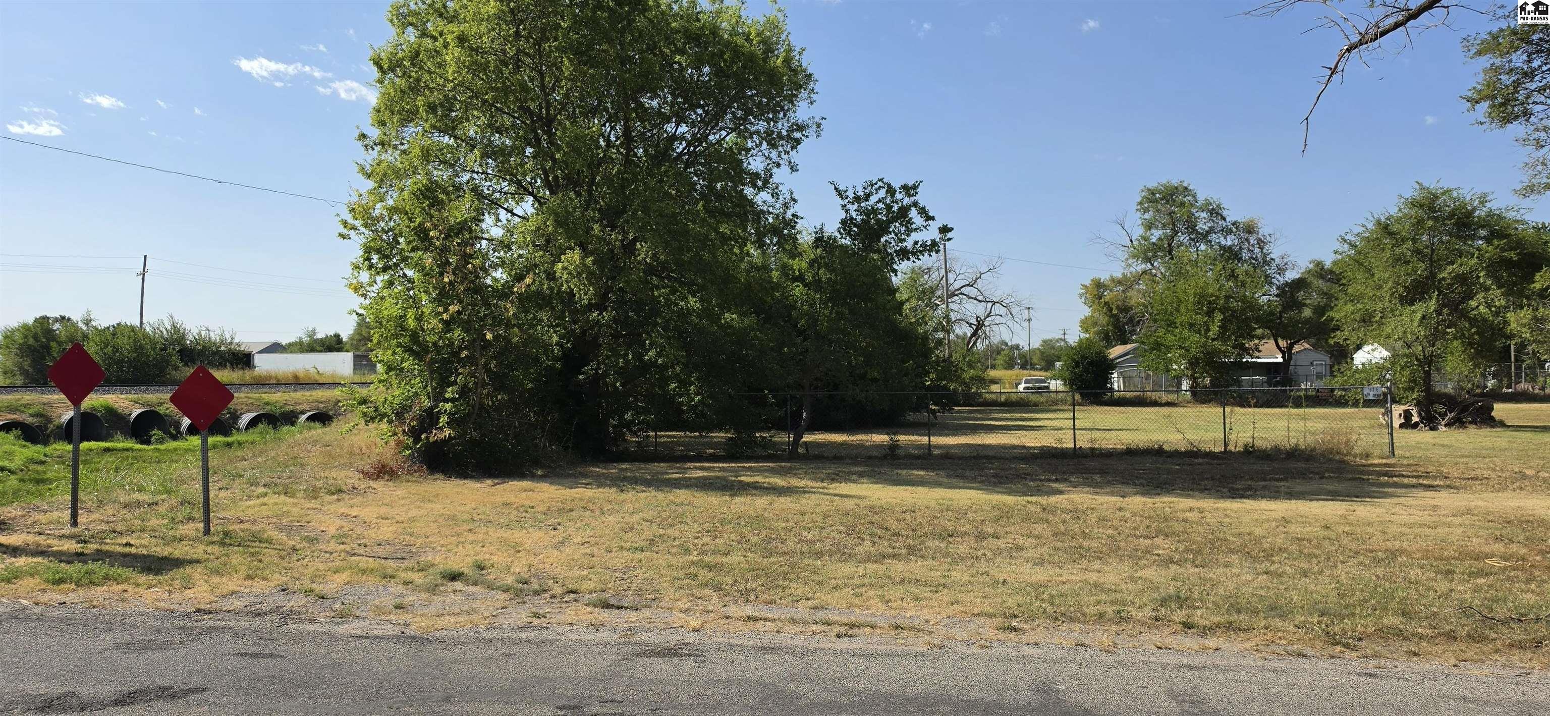 0000 E 6th Ave, Hutchinson, KS 67501