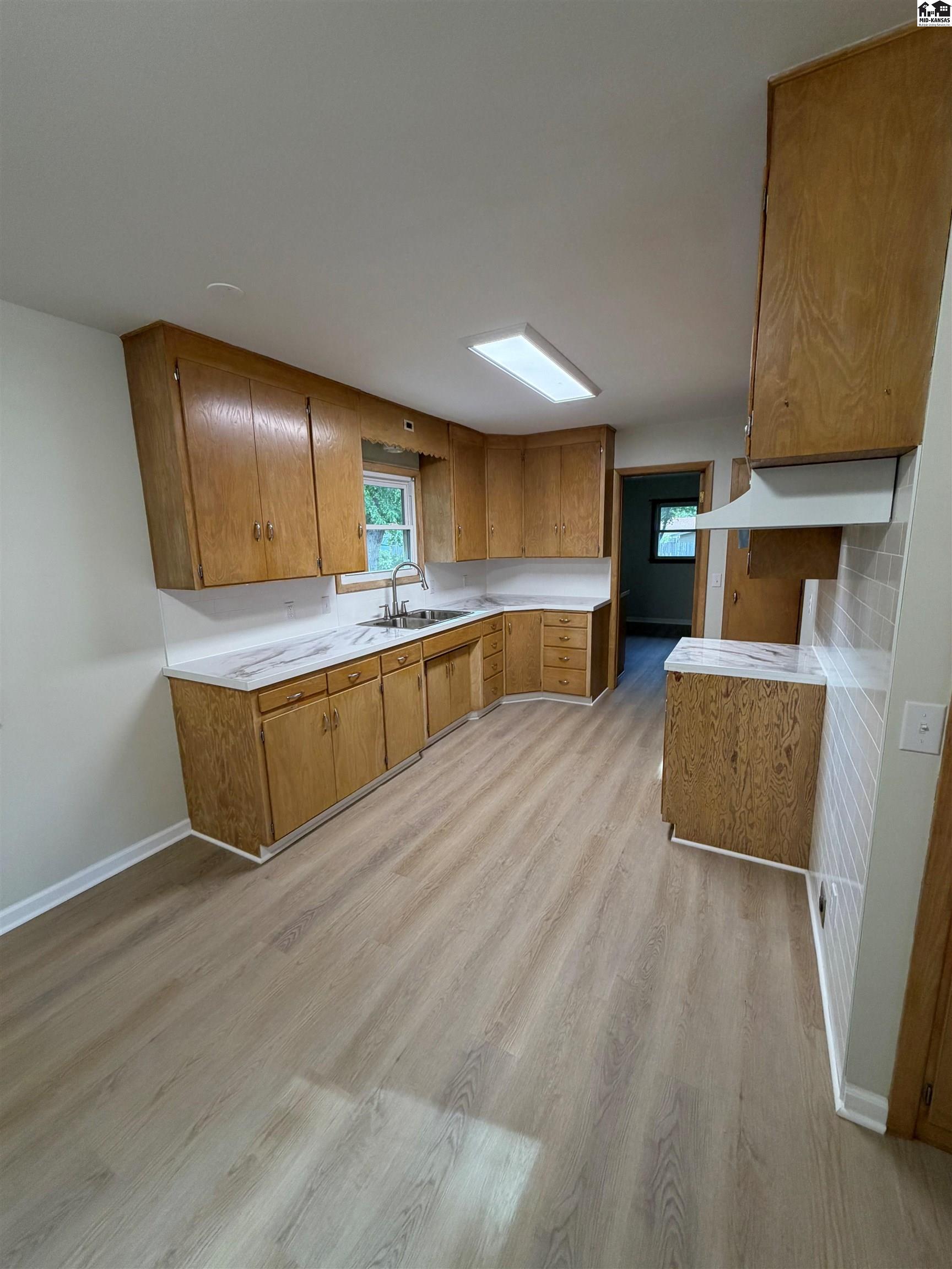 401 S Walnut St, Inman, KS 67546