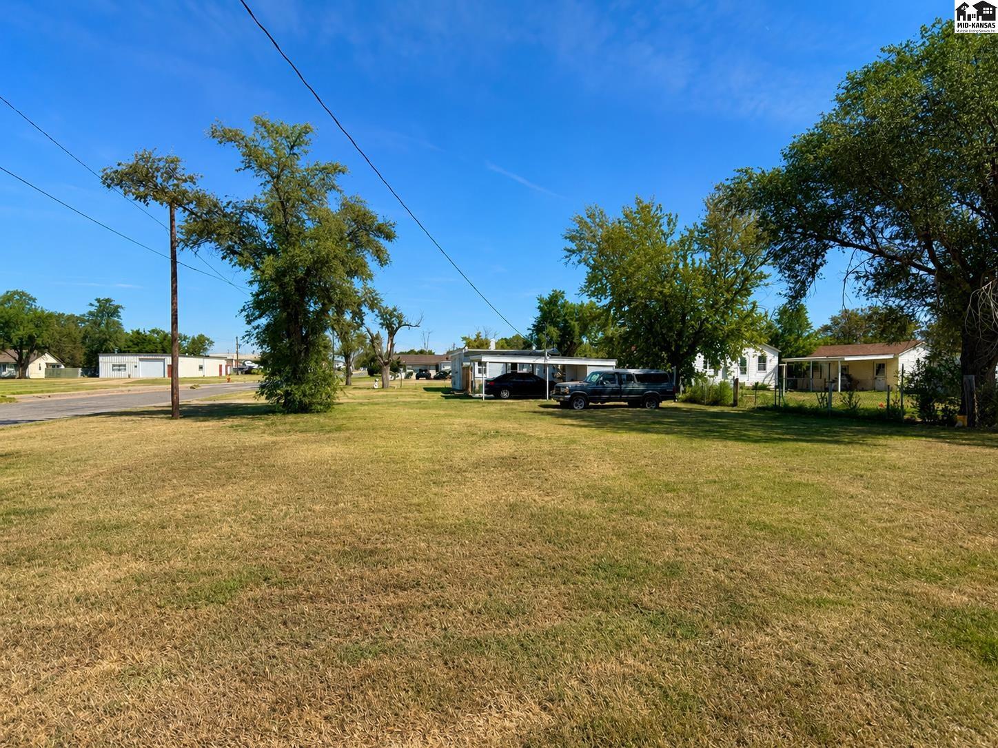 101 E Avenue A, South Hutchinson, KS 67505