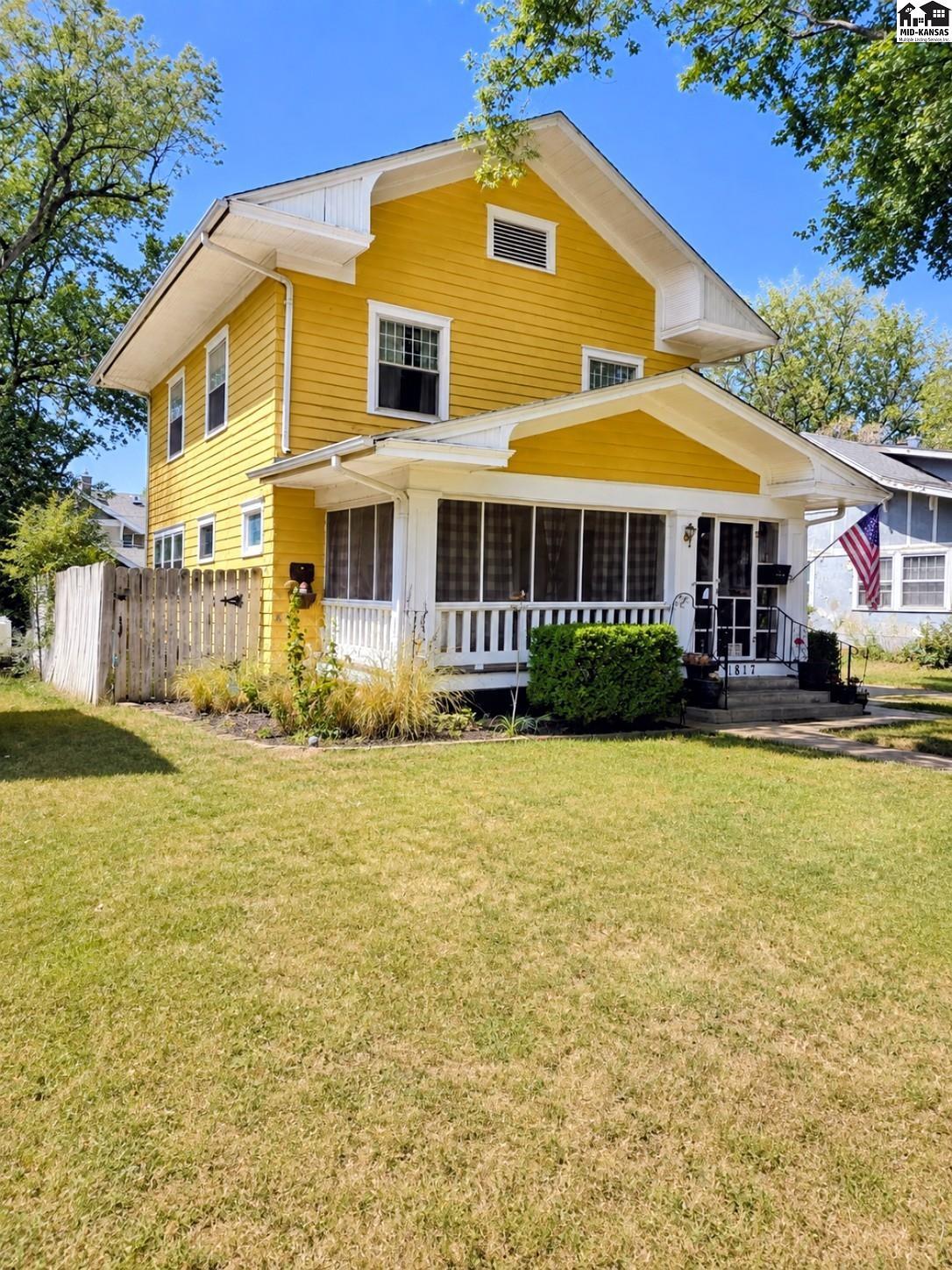 1817 N Ash St, Hutchinson, KS 67502