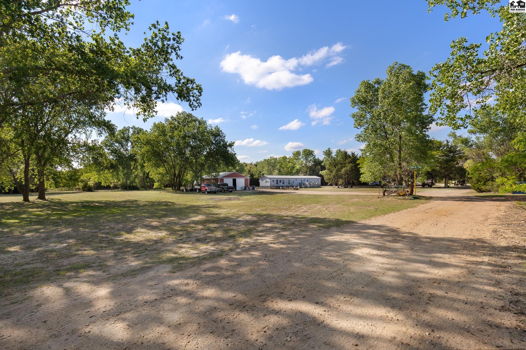 23200 W Mills Ave, Plevna, KS 67568