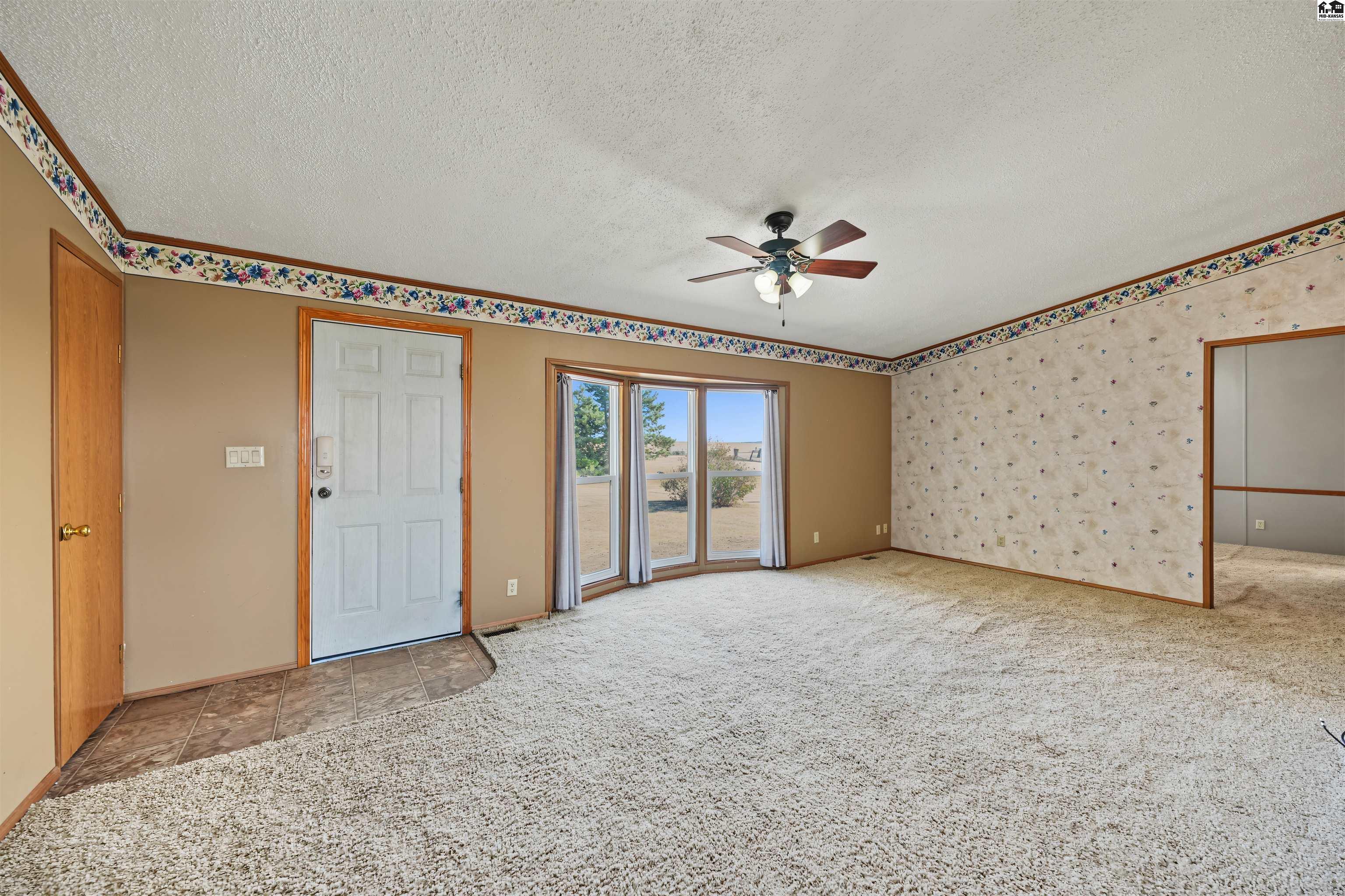3056 Ave R, Marquette, KS 67464