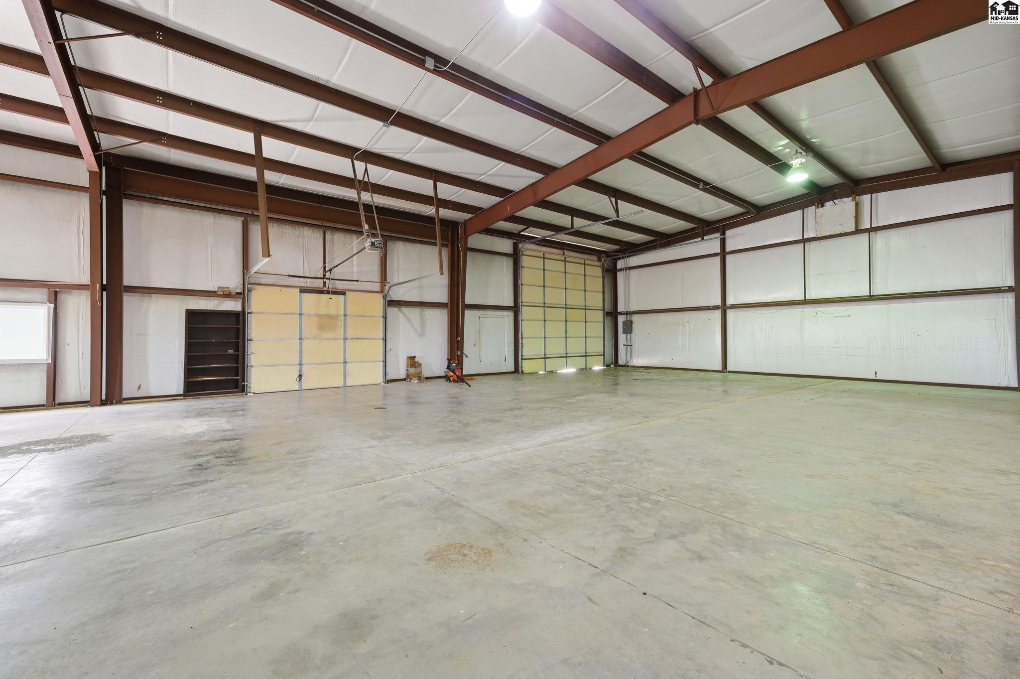 10422 SW 10th Ave, Pratt, KS 67124