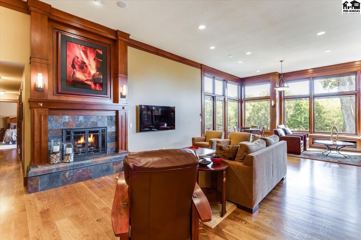 45 Linksland Dr, Hutchinson, KS 67502