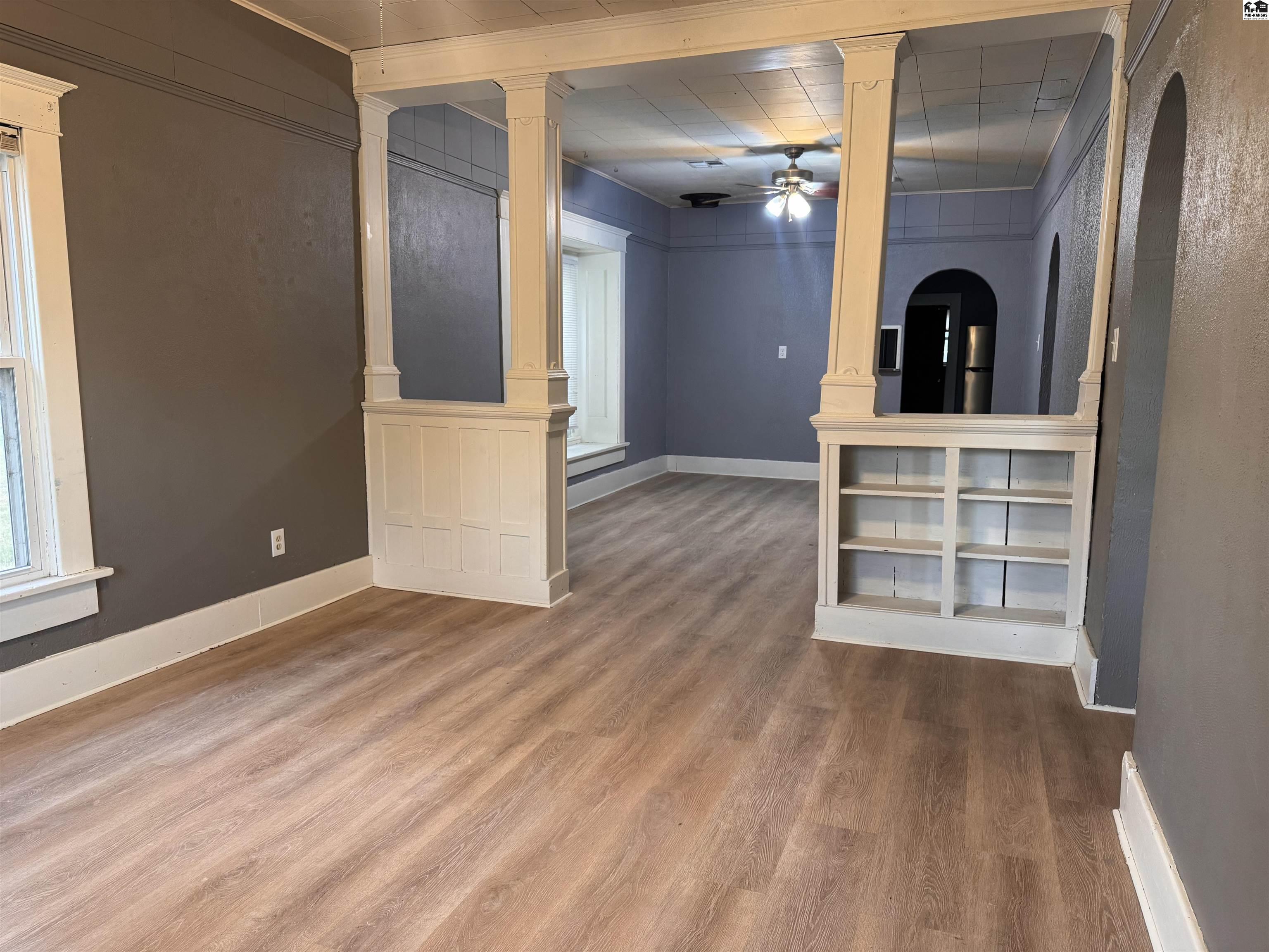317 E Avenue A, South Hutchinson, KS 67505