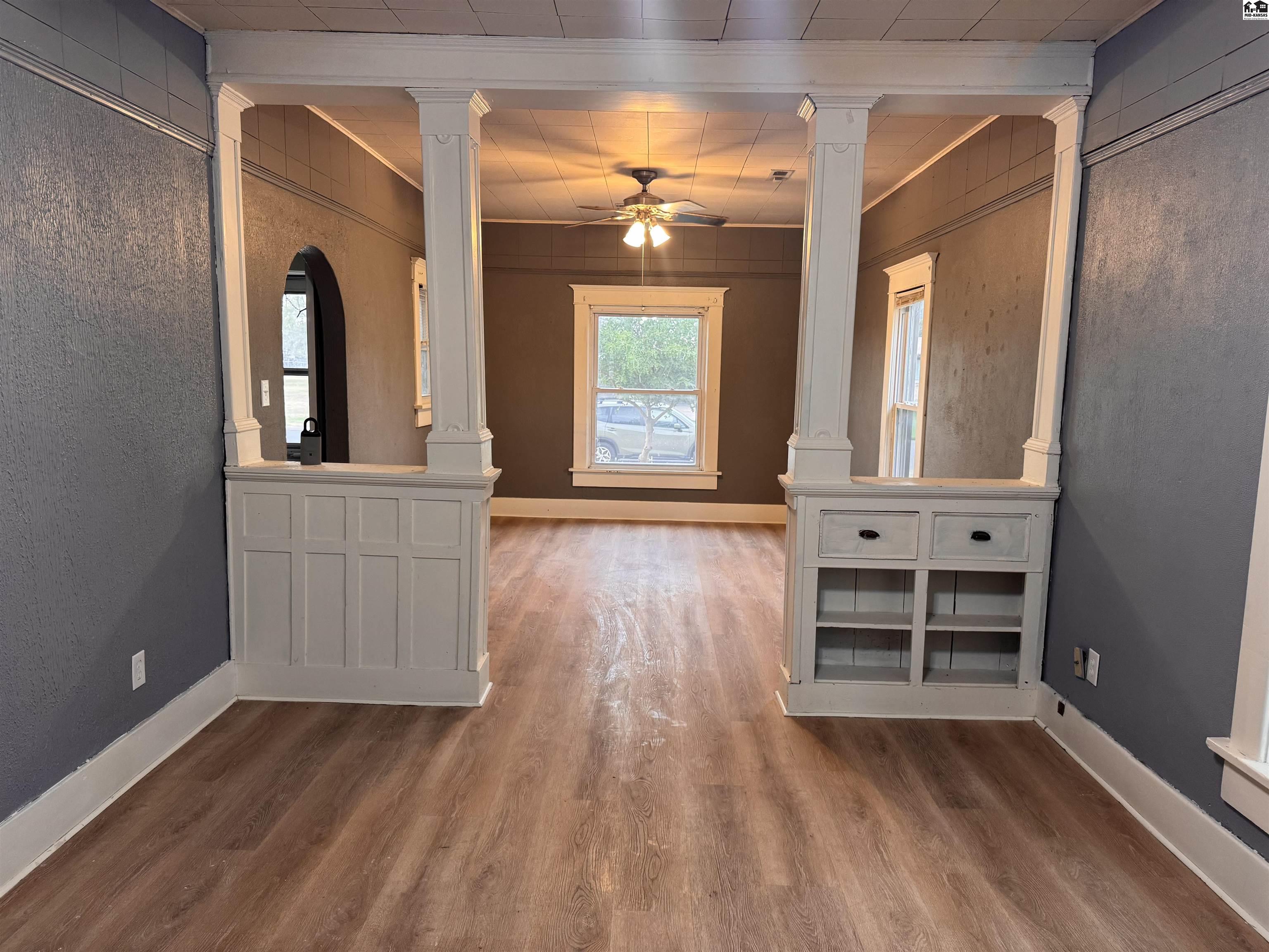 317 E Avenue A, South Hutchinson, KS 67505