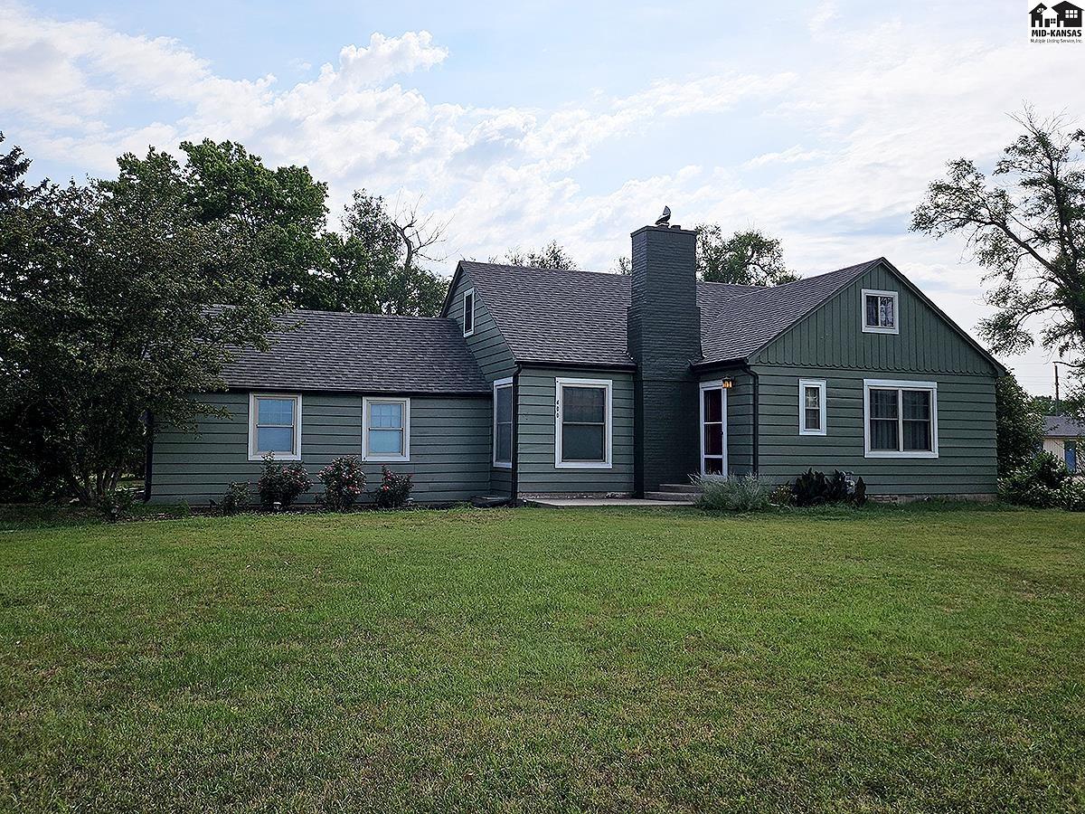 400 N Baer St, Mcpherson, KS 67460