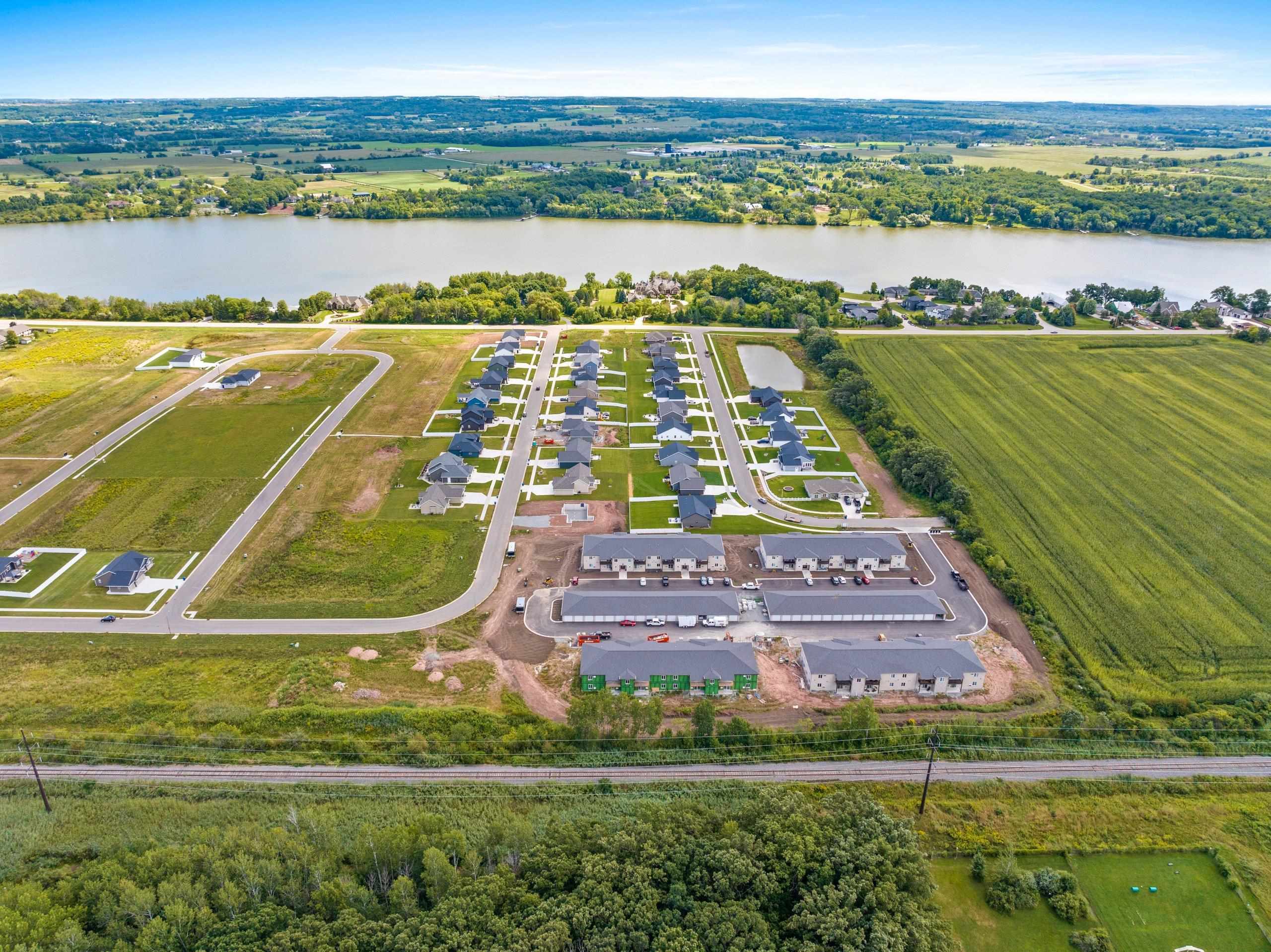 400 Battery Ave #228, De Pere, WI 54115