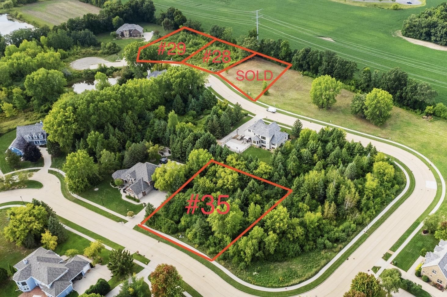Quail Run Dr #28, Oshkosh, WI 54904