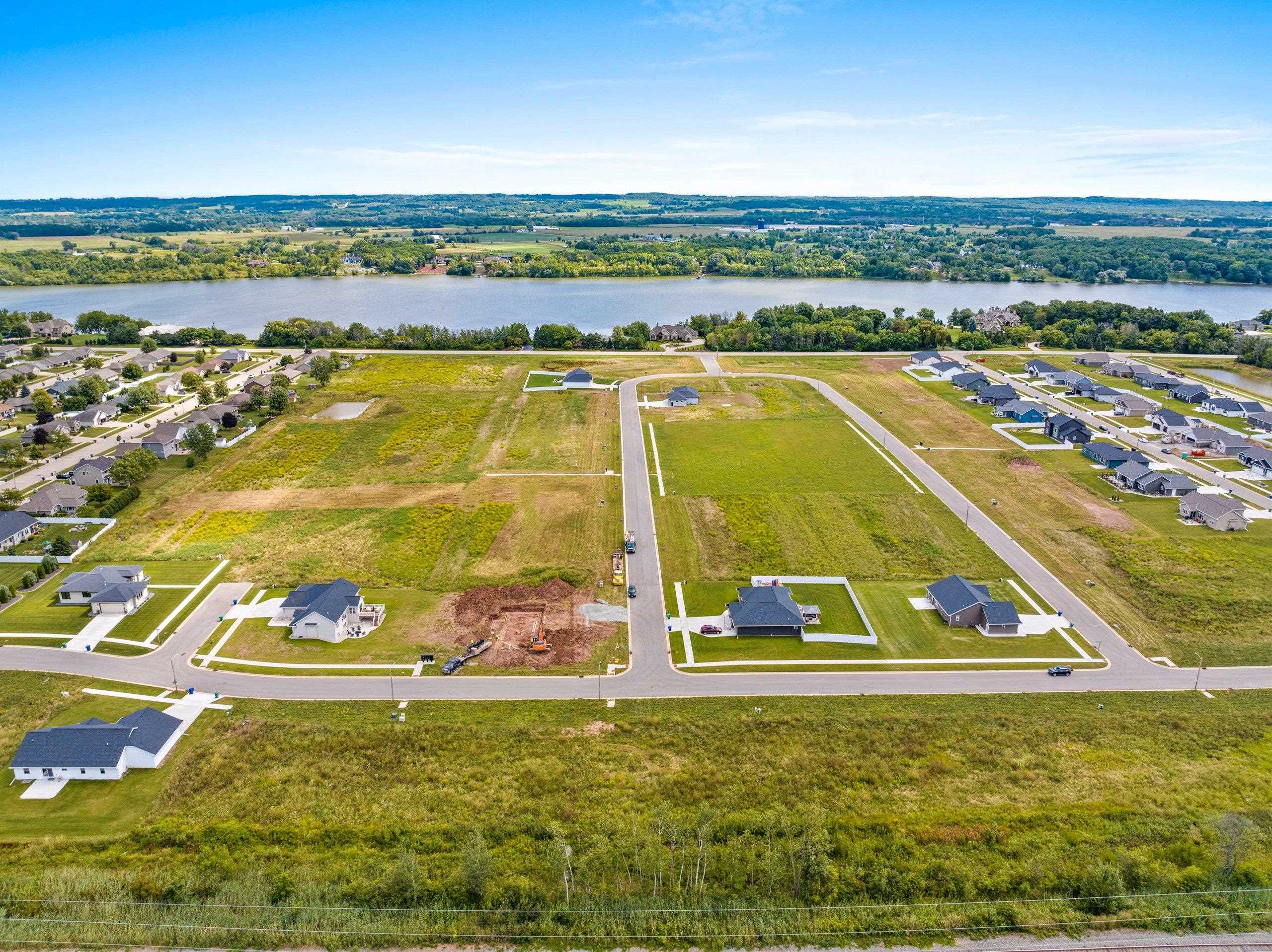 405 Lansdowne St #269, De Pere, WI 54115