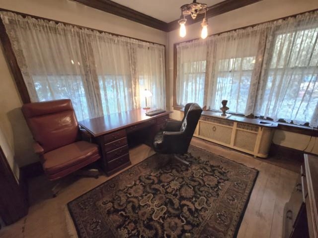 931 Main St, Gresham, WI 54128-0000