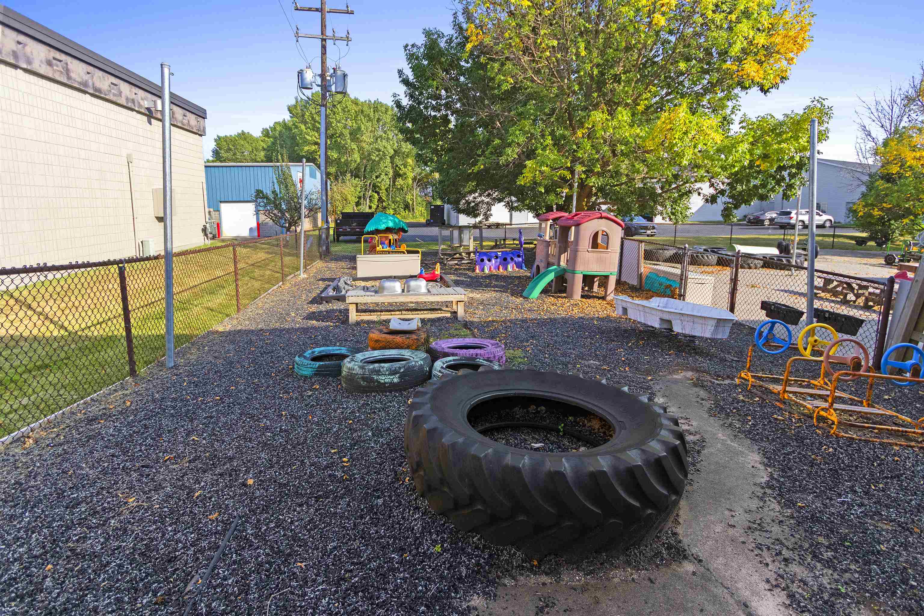 2861 S Ridge Rd, Green Bay, WI 54304