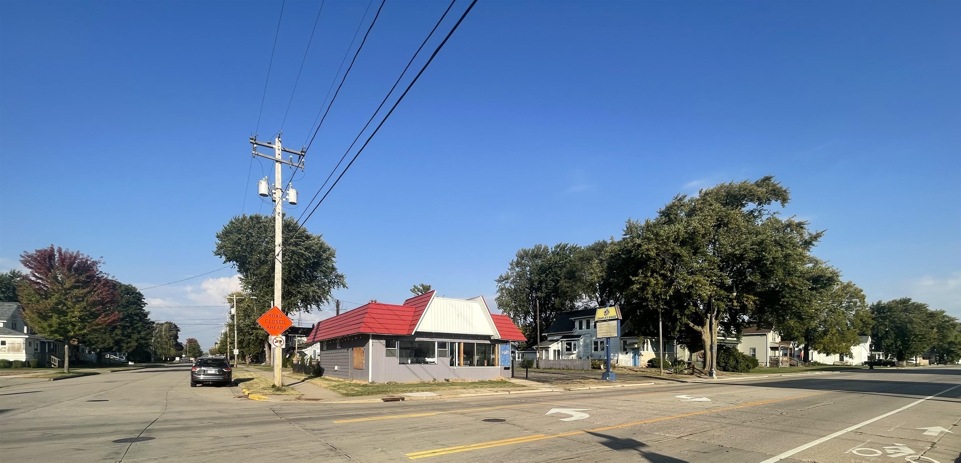 1429 S Main St, Oshkosh, WI 54902