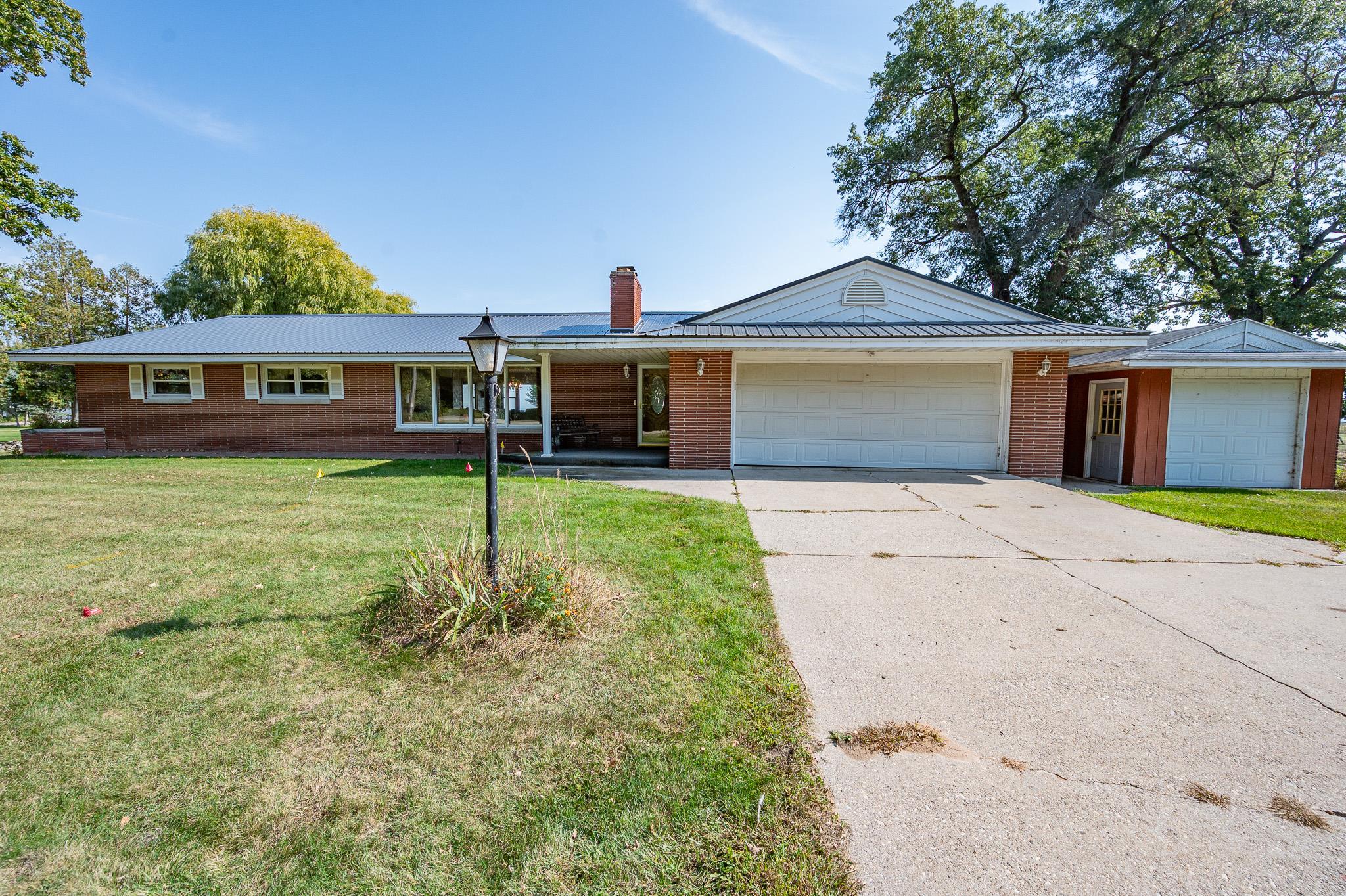 5286 County Road N, Oconto, WI 54153