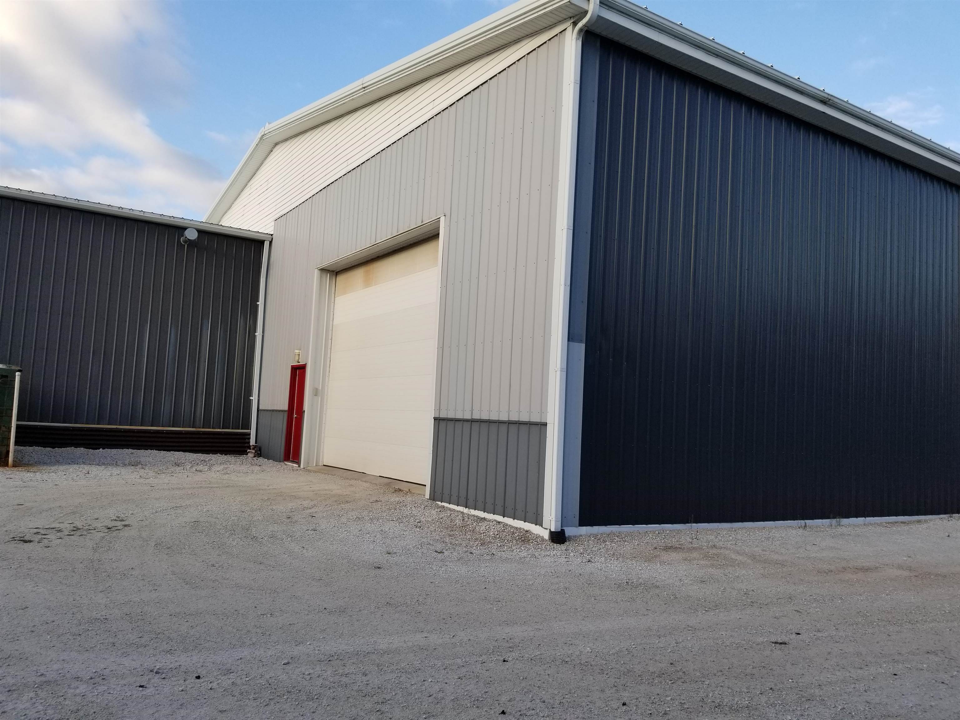 4454 Mill Rd, Denmark, WI 54208-8645