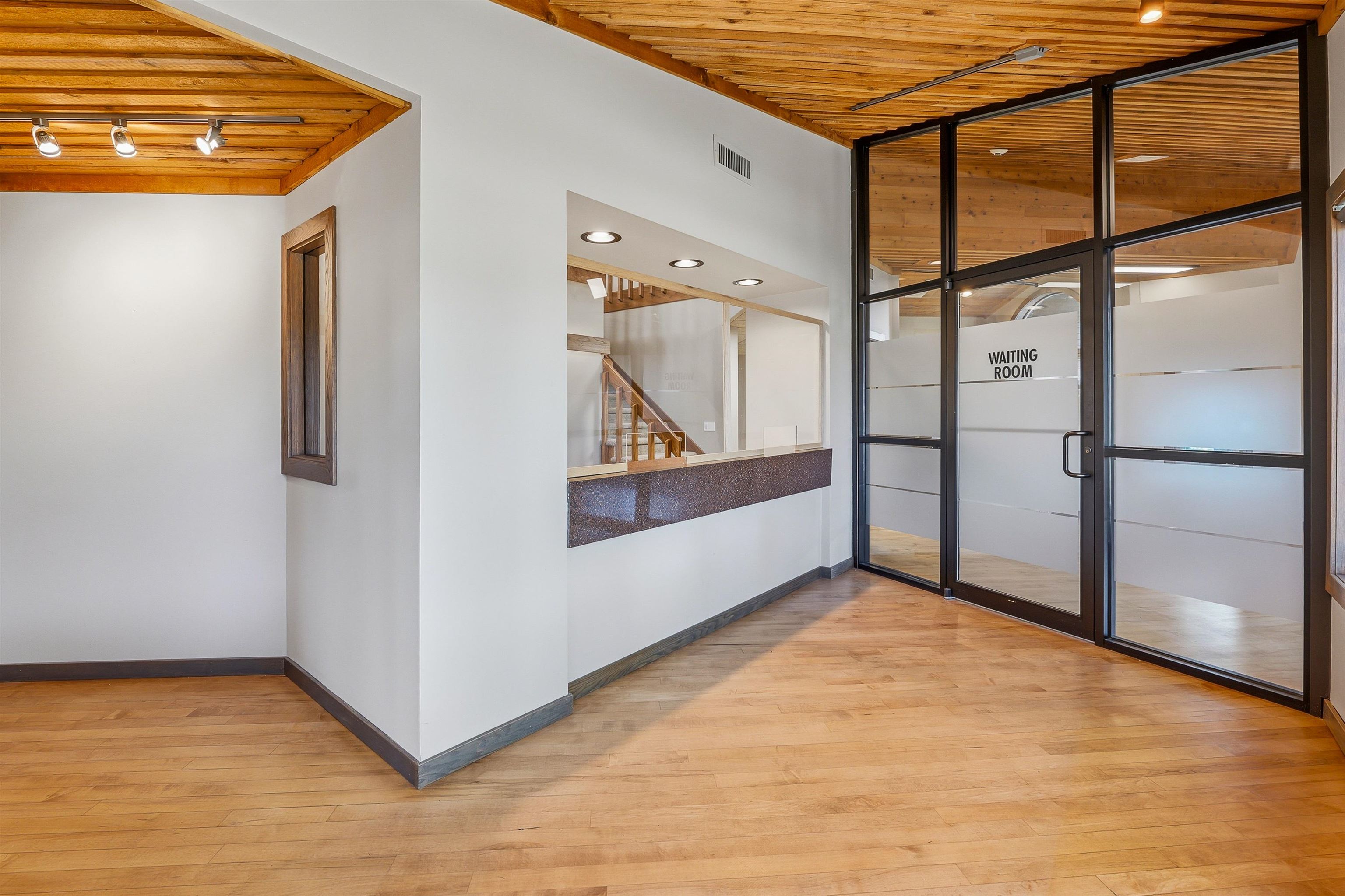 222 Ohio St, Oshkosh, WI 54902-5825
