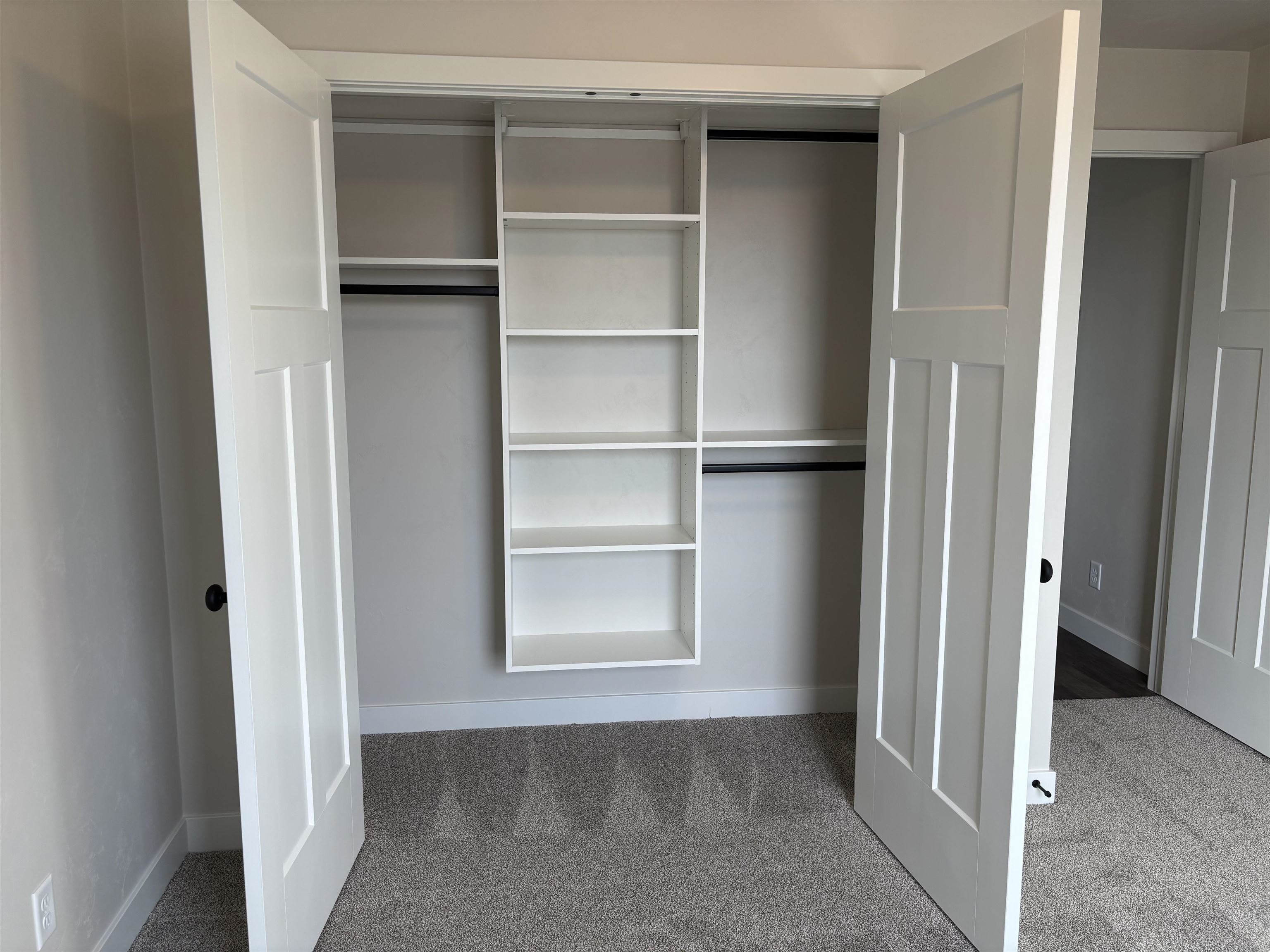 N3983 Wettering Way, Kaukauna, WI 54130