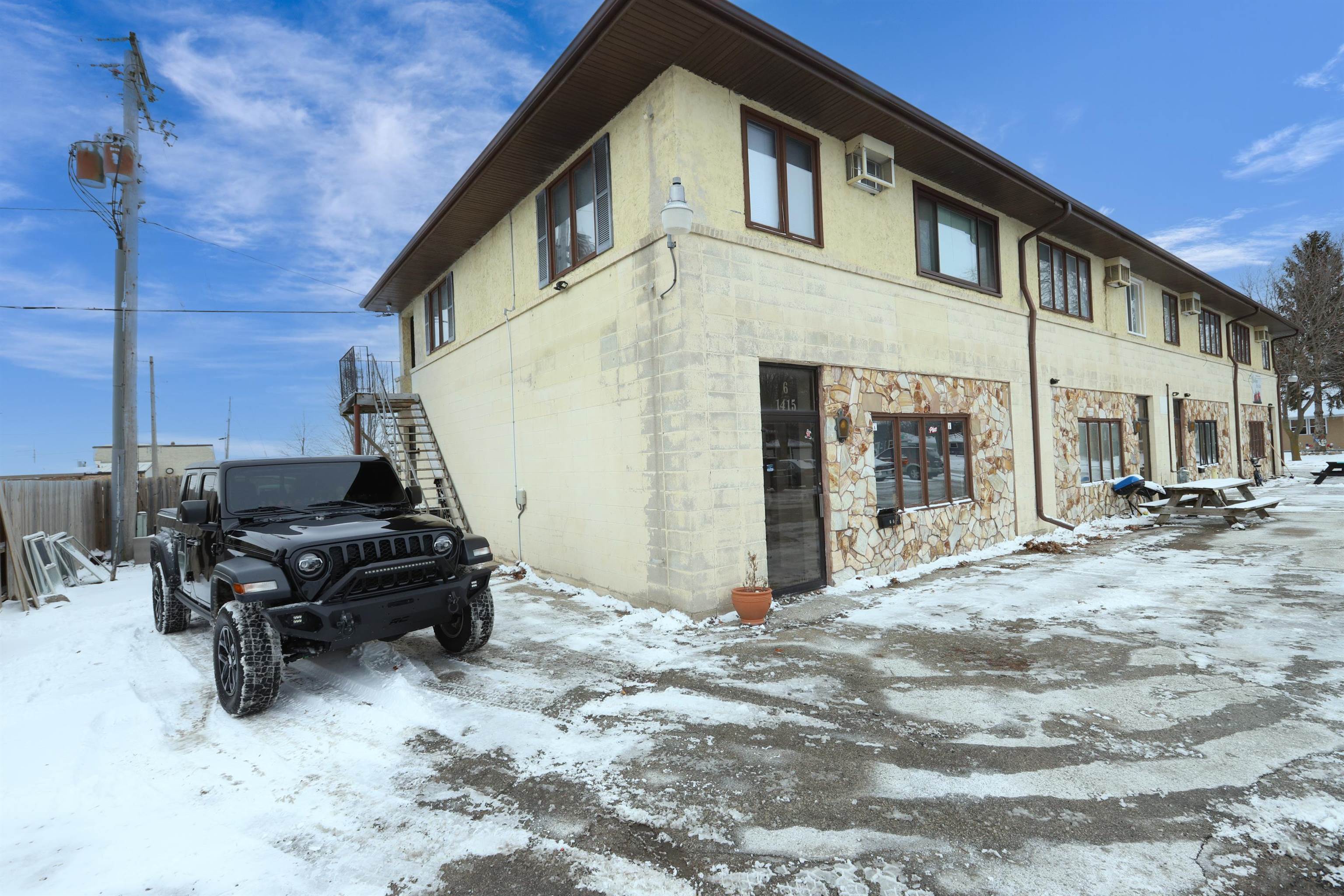 1415 W Kamps Ave, Appleton, WI 54914