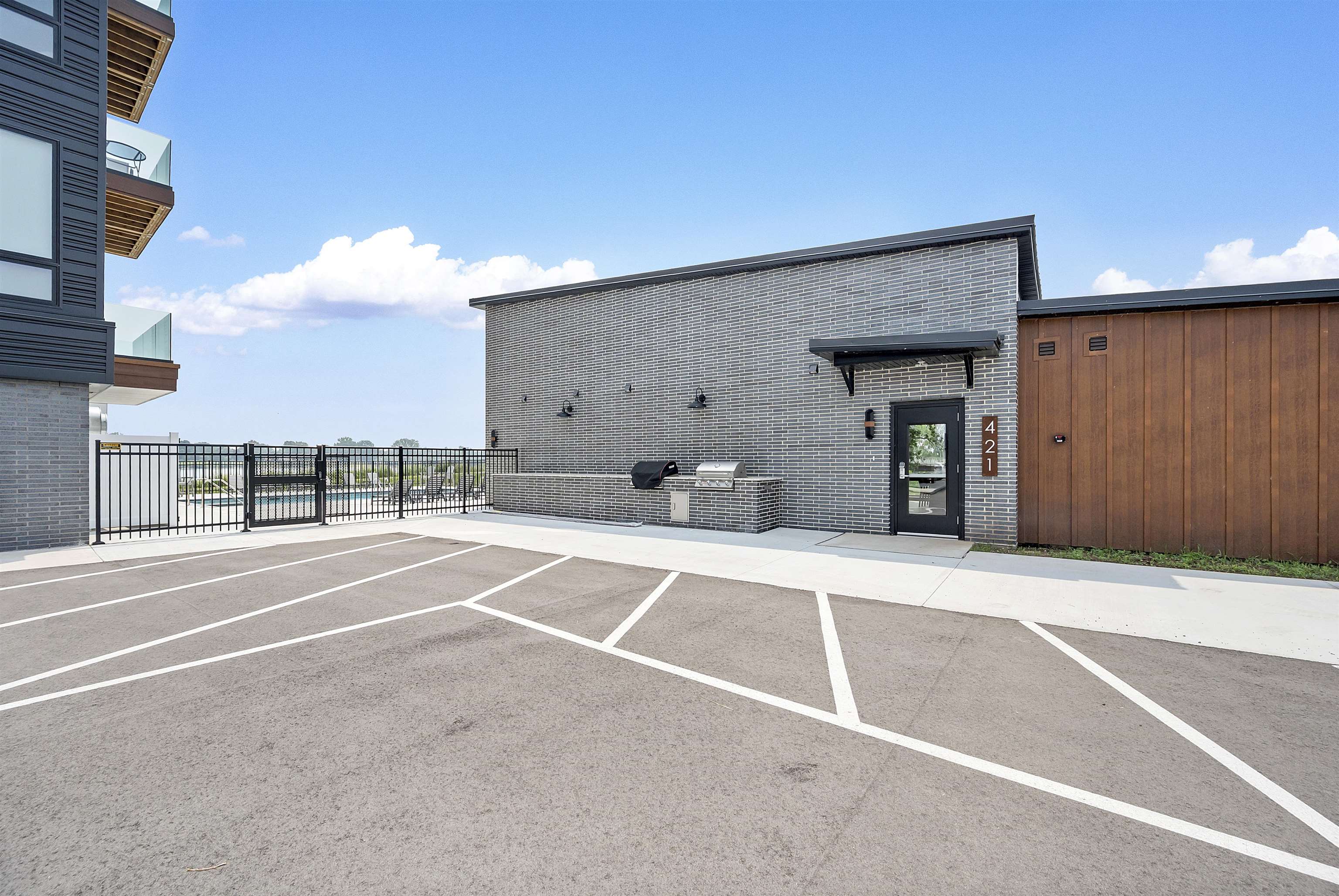 433 Aldon Cir #205, Ashwaubenon, WI 54304