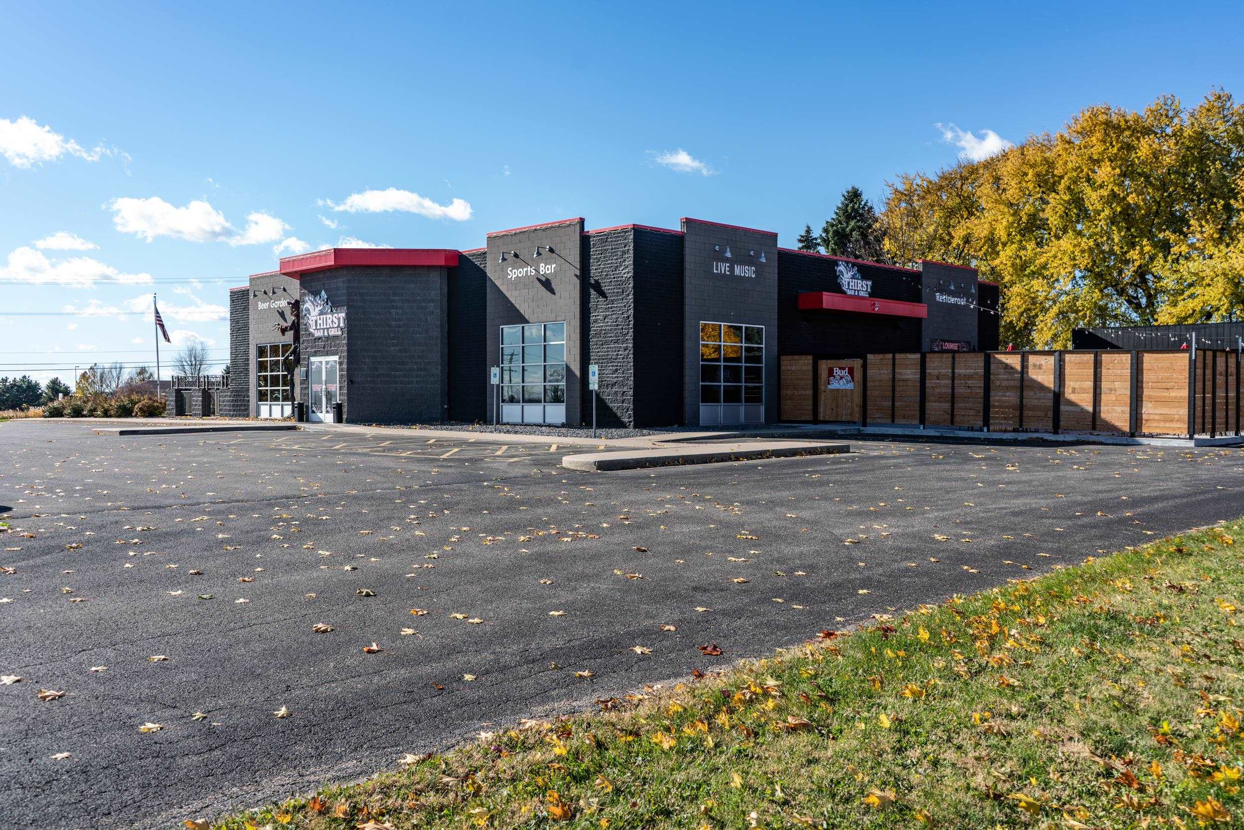 W6278 Greenville Dr, Greenville, WI 54952