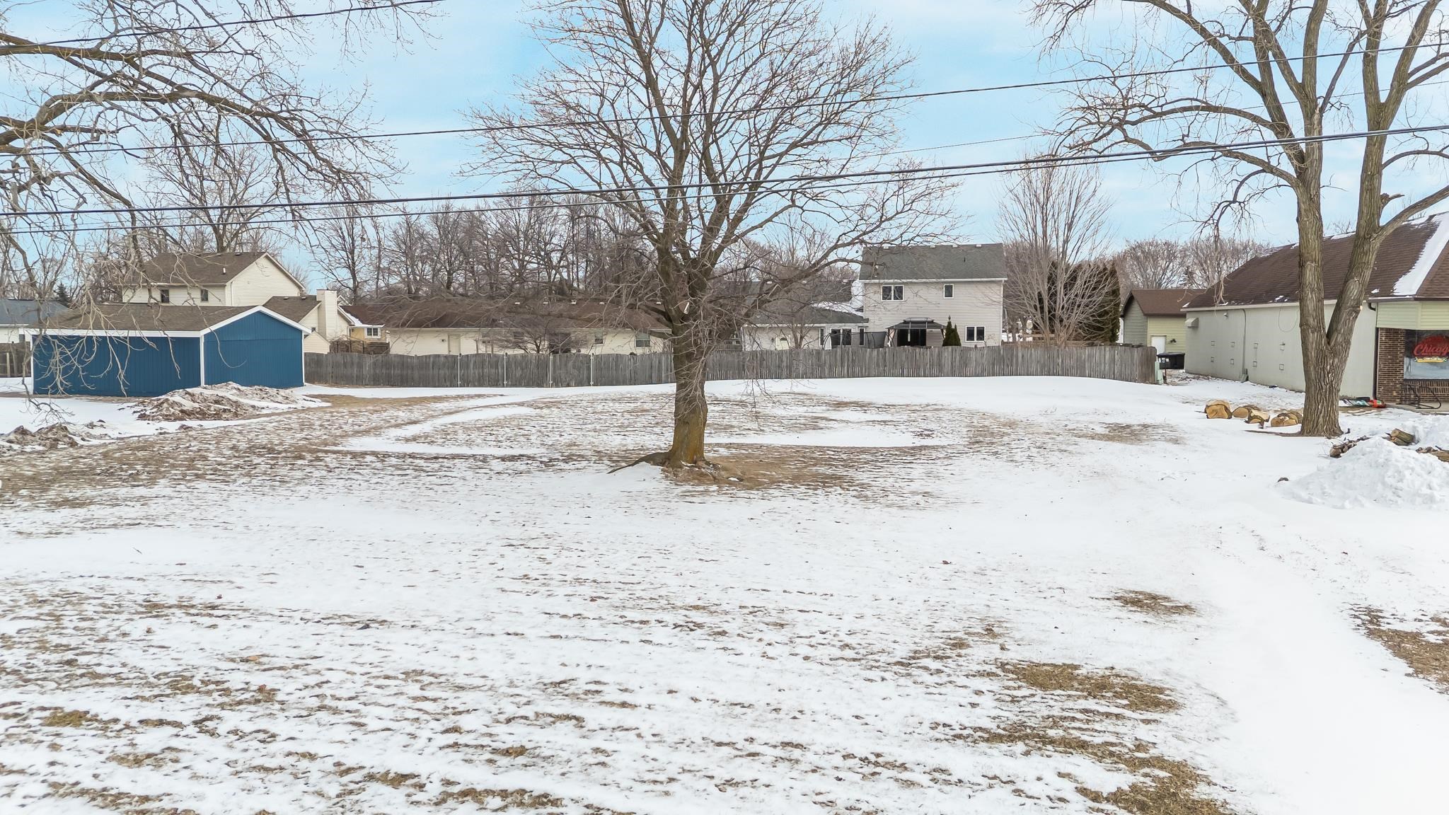 Racine Rd, Menasha, WI 54952