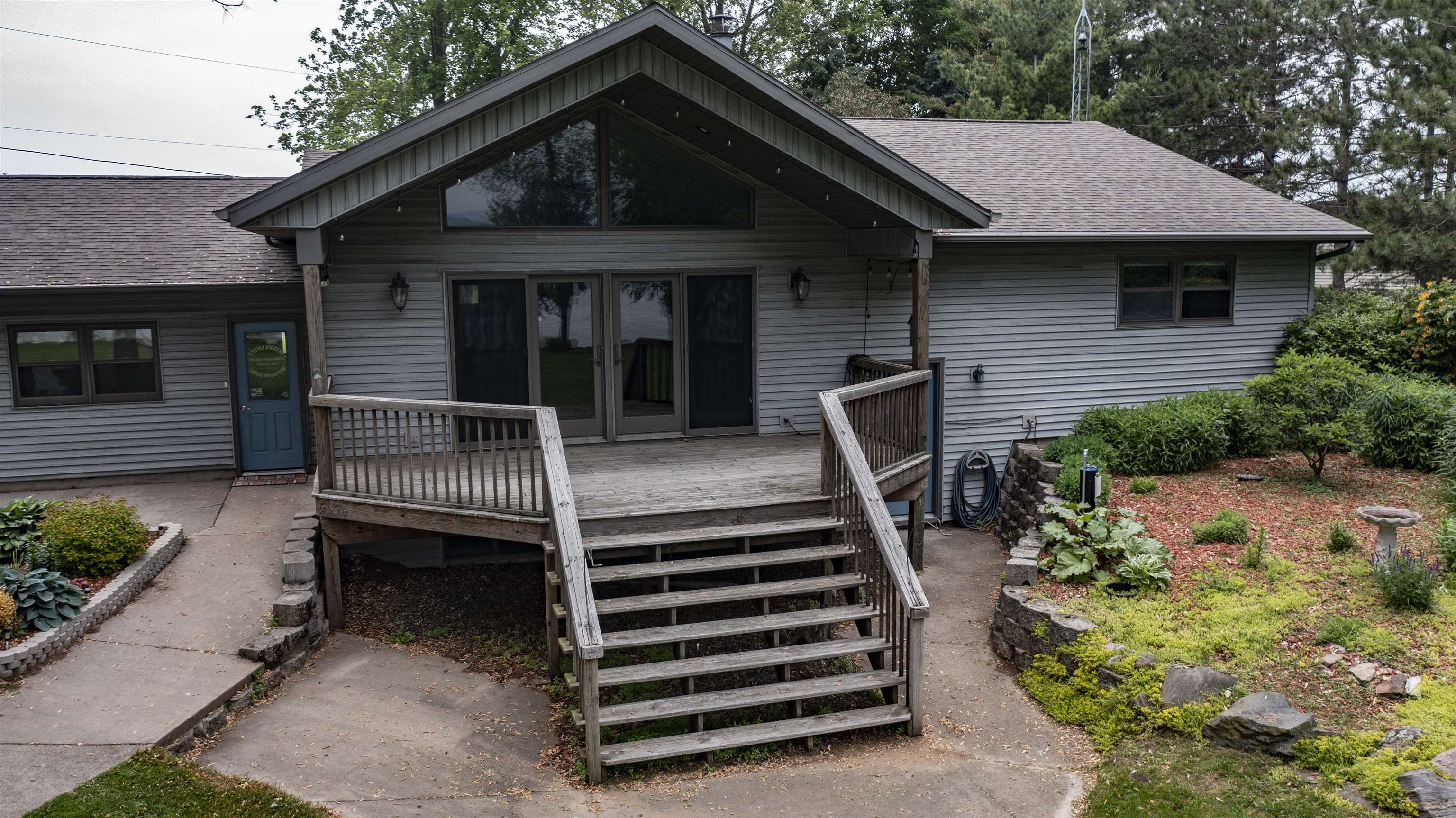 9205 Willow Ln, Fremont, WI 54940