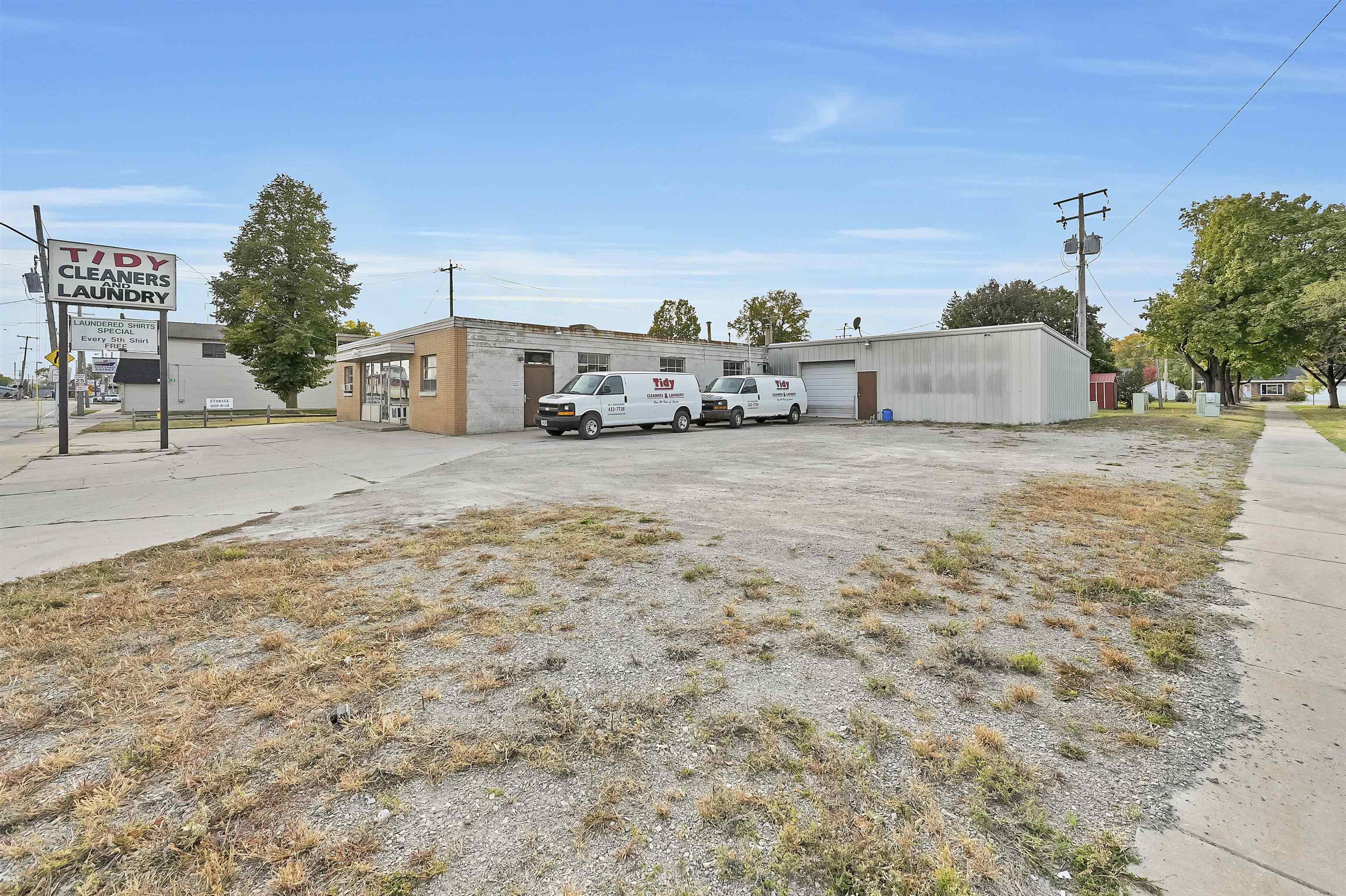 818 S Broadway, Green Bay, WI 54304