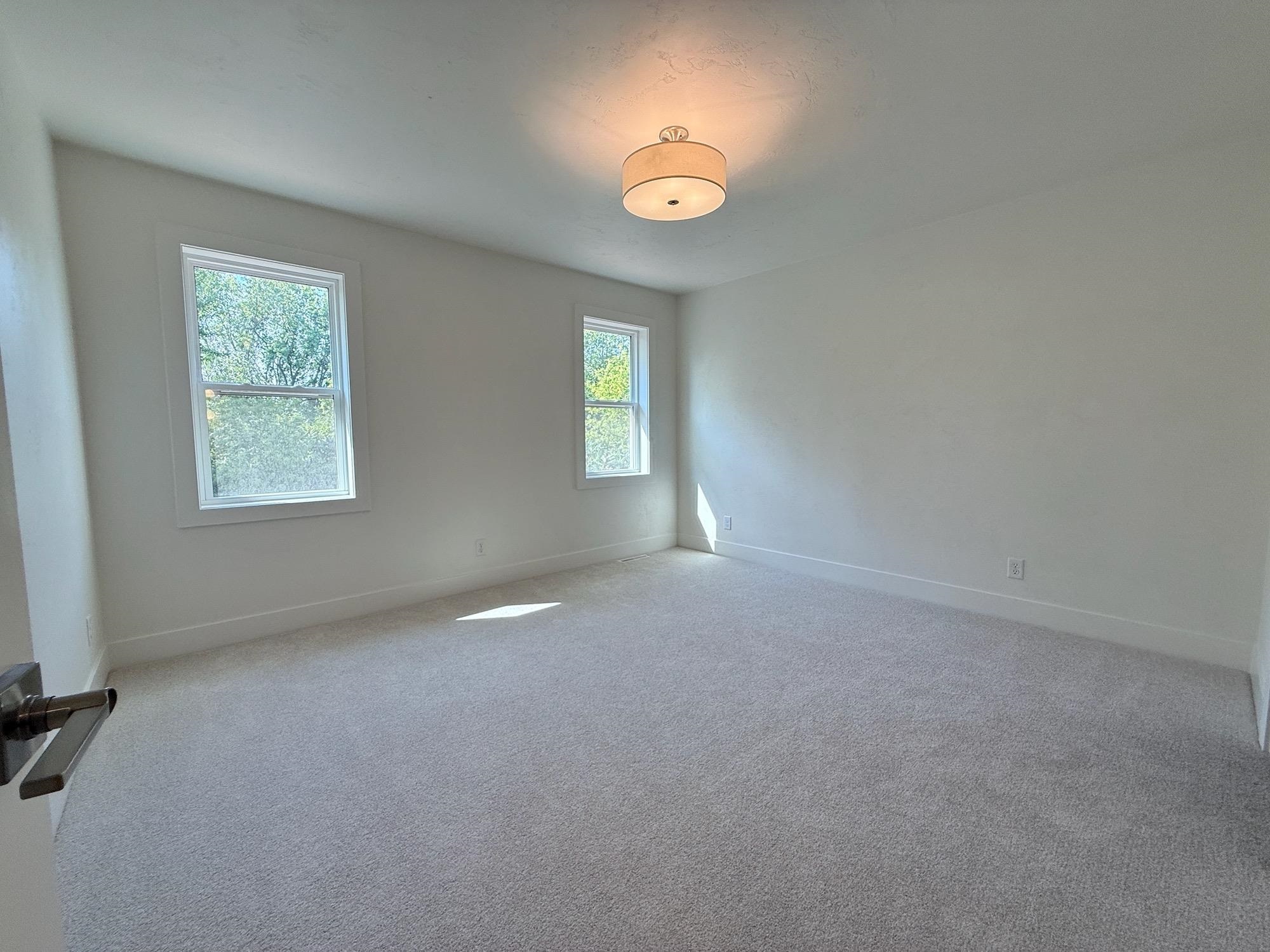 W5875 Delta Dr, Menasha, WI 54952