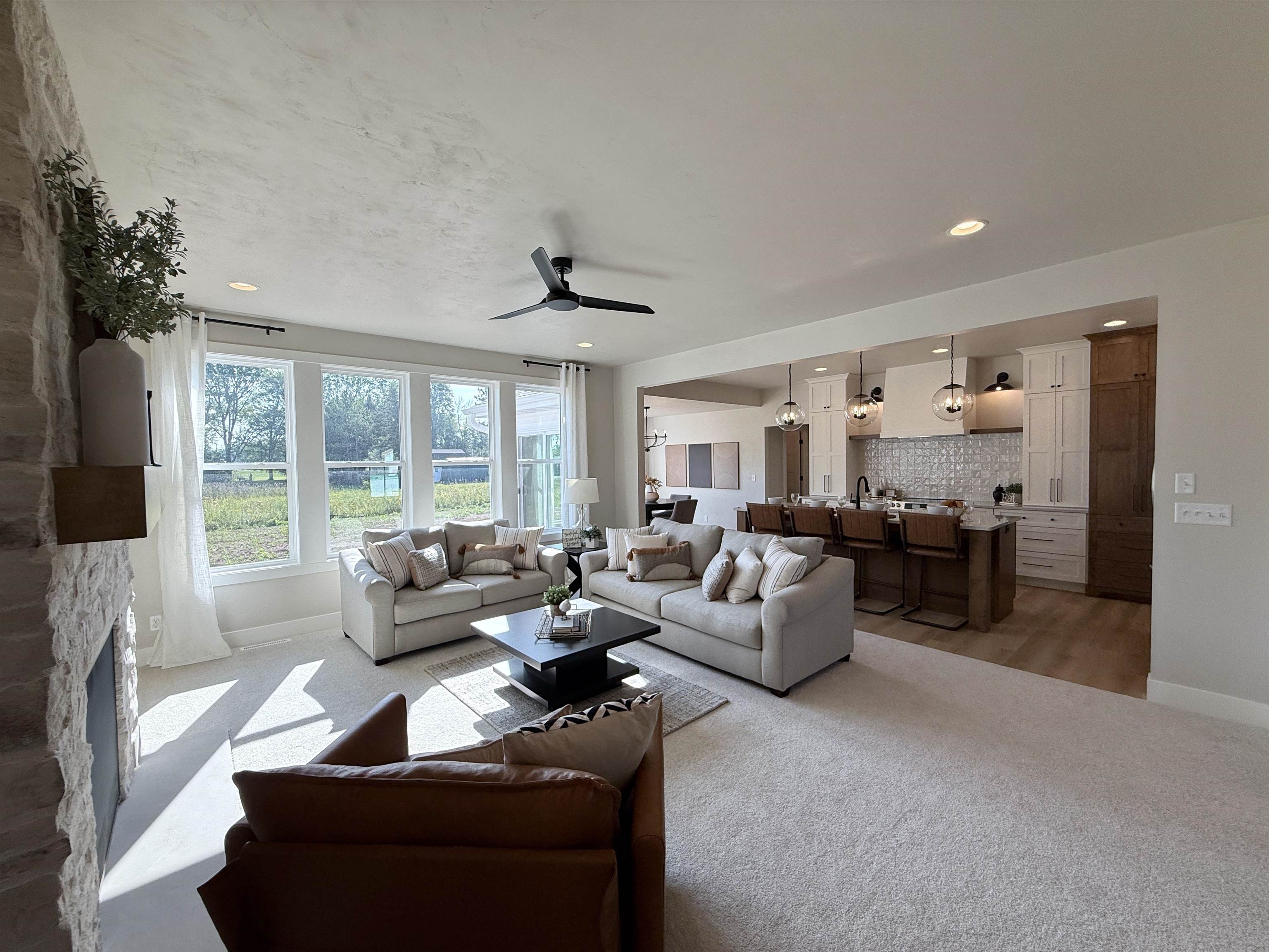 N8864 Galway Ln, Menasha, WI 54952