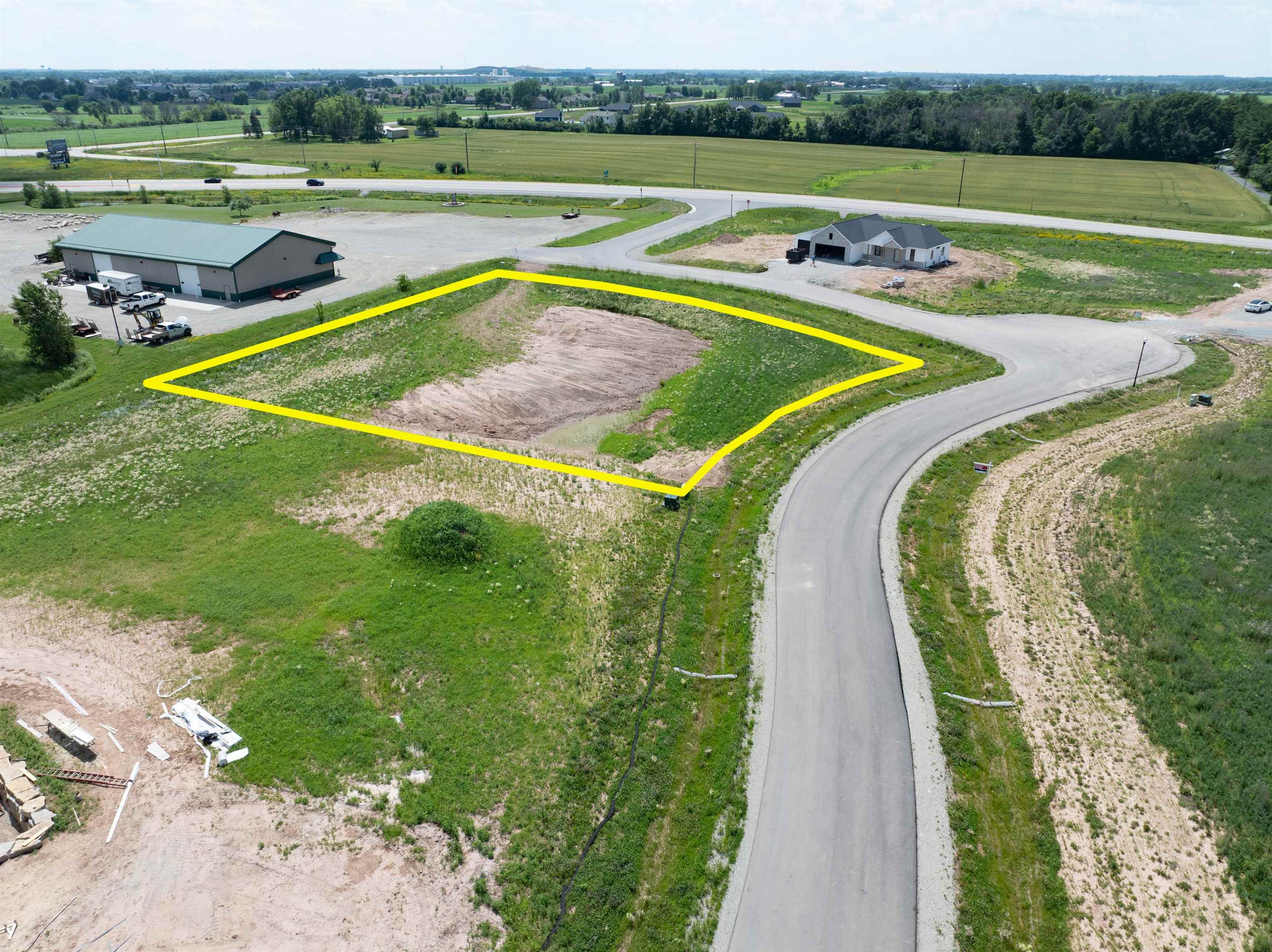 Oak Creek Ct #16, Kaukauna, WI 54130