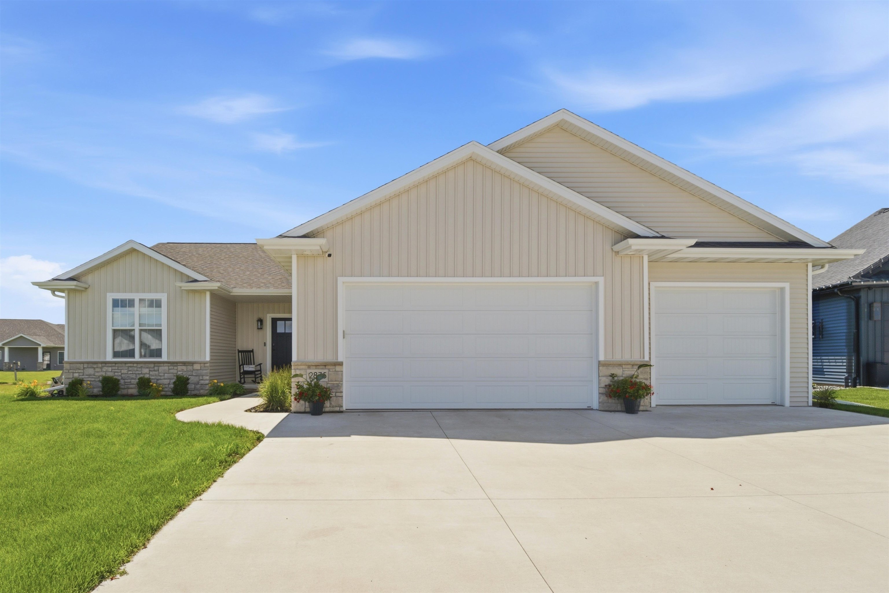 2875 E Turquoise Ln, Appleton, WI 54913