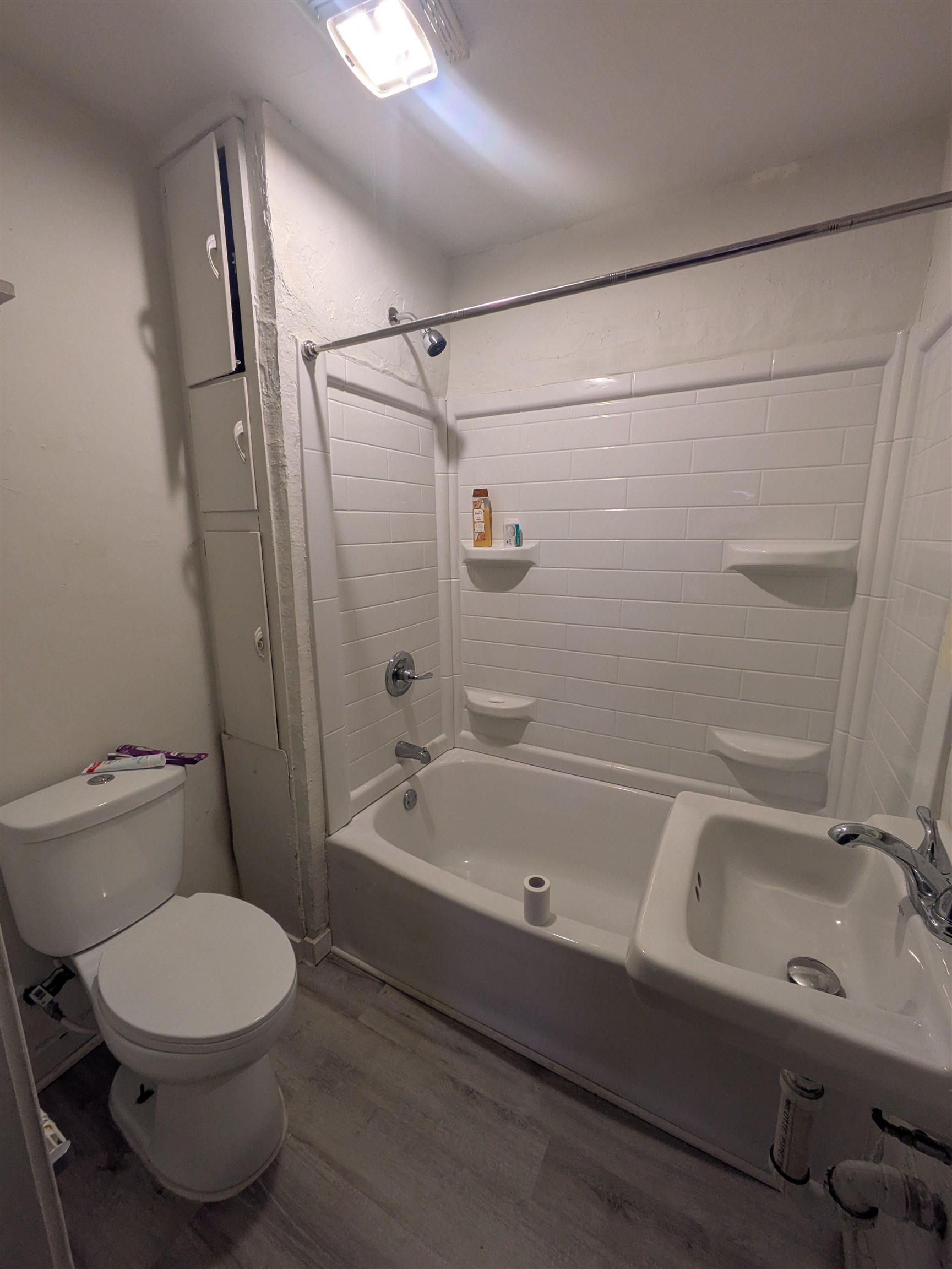 2209 Lakeside Pl, Green Bay, WI 54302