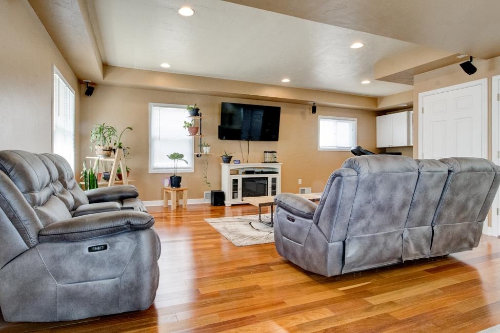 228 N Franklin St, Oconto Falls, WI 54154