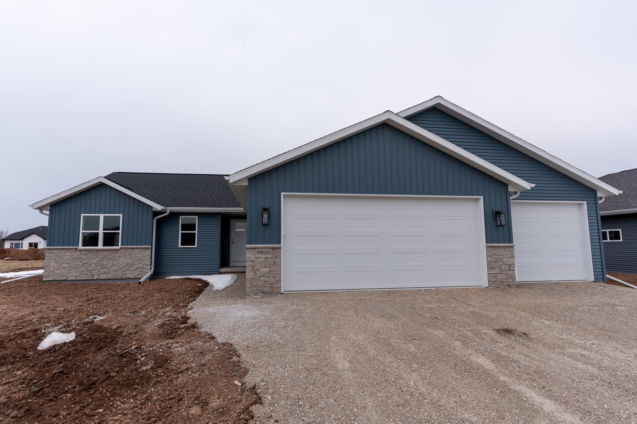 N9243 Anton St, Appleton, WI 54915
