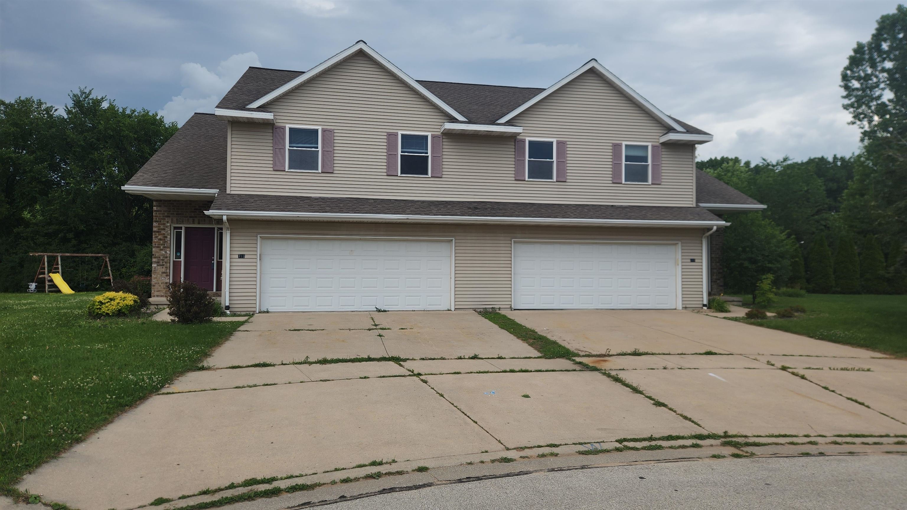 715 Edge Point Ct #2, De Pere, WI 54115
