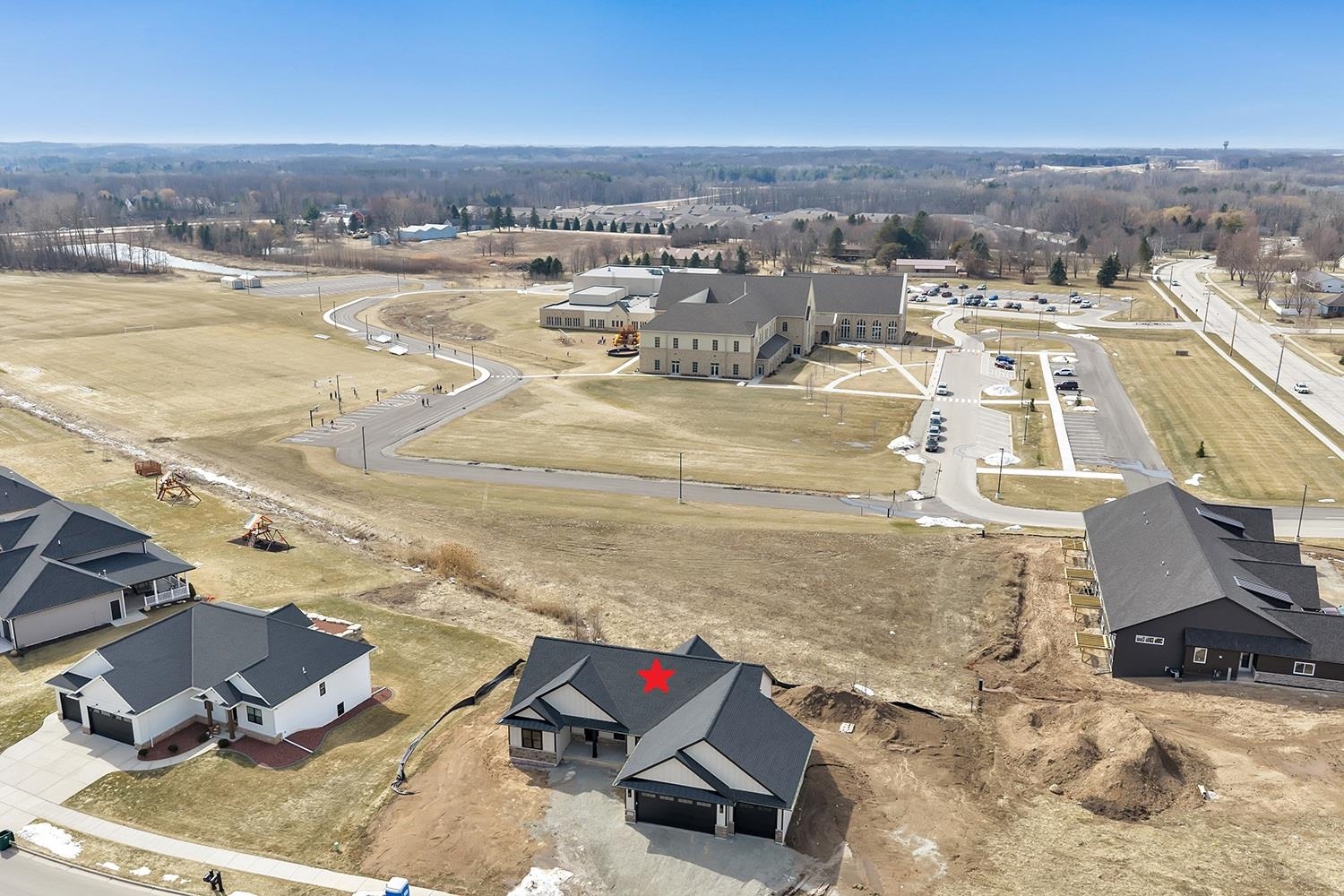 675 Sunset Rg, Green Bay, WI 54313