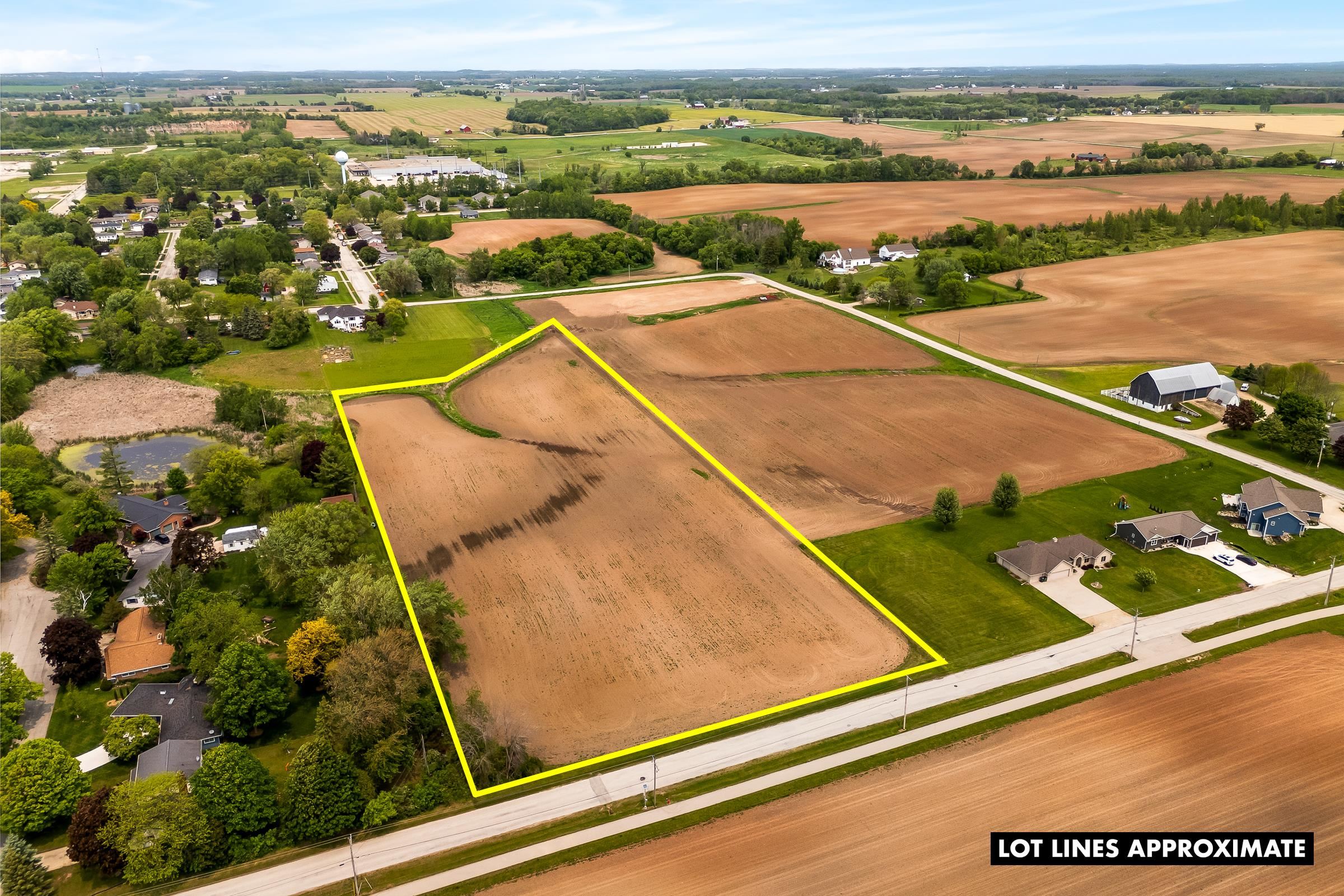 E National Ave, Brillion, WI 54110