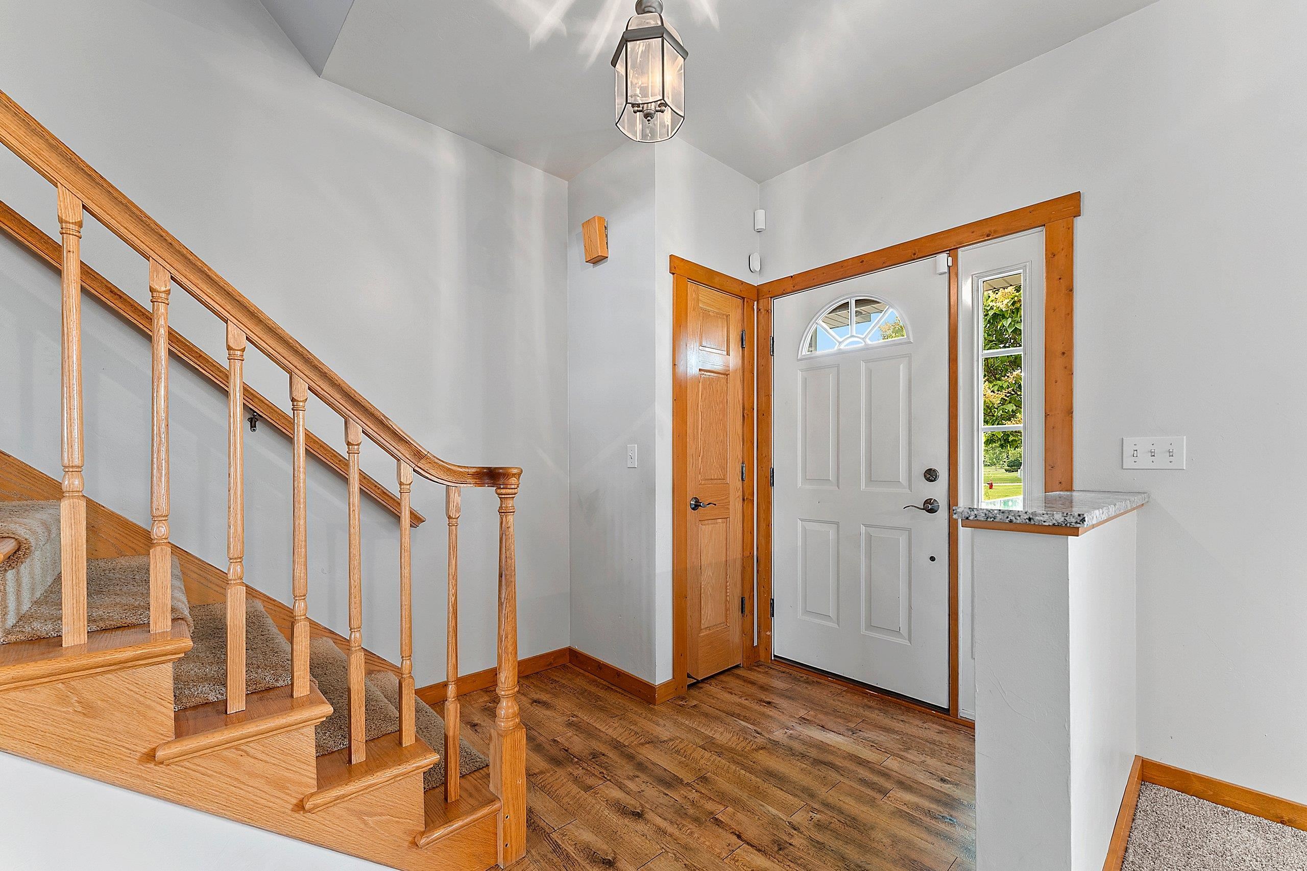 515 Winding Waters Way, De Pere, WI 54115-8393