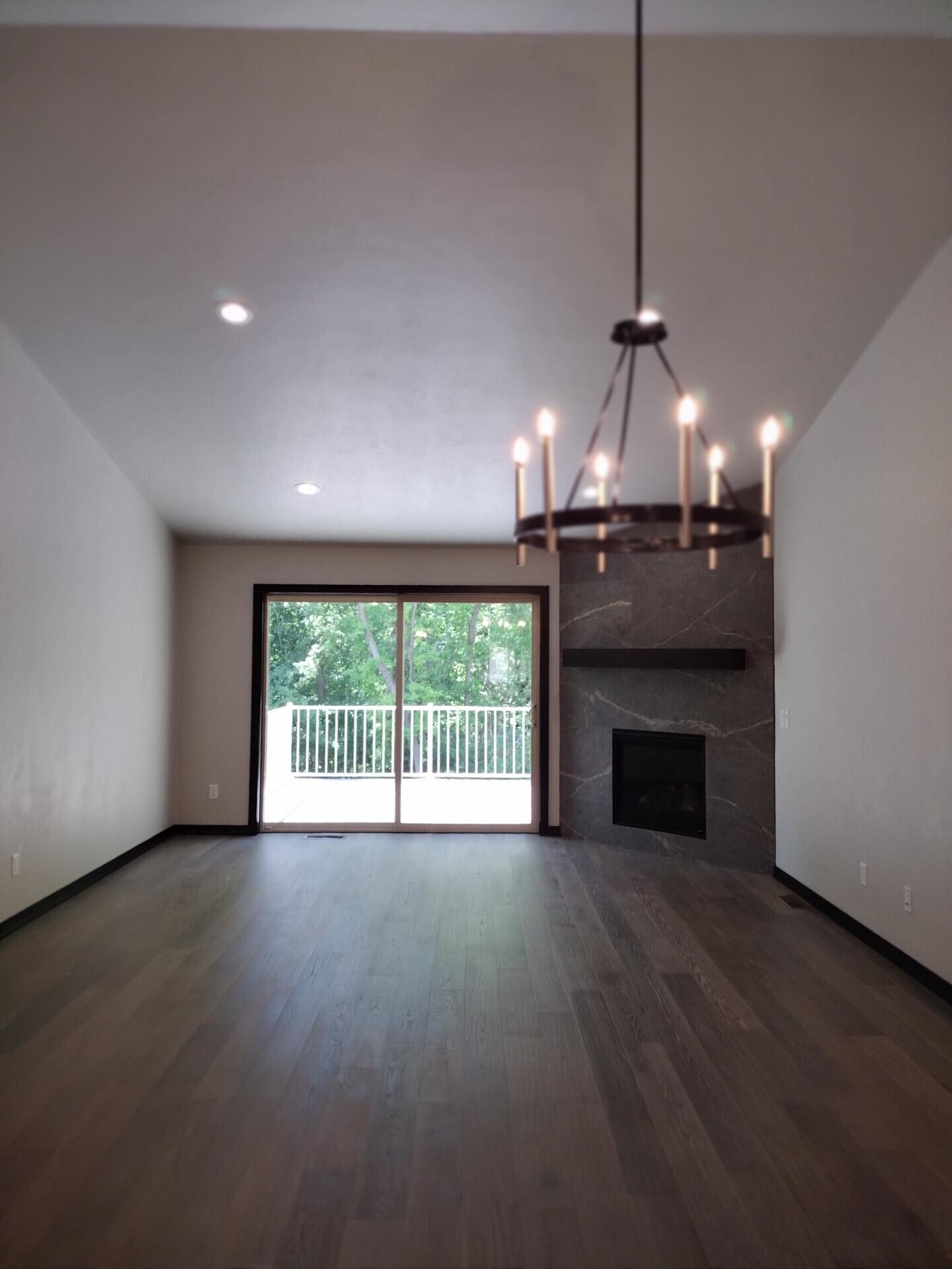 2447-2 Remington Rd, Green Bay, WI 54302